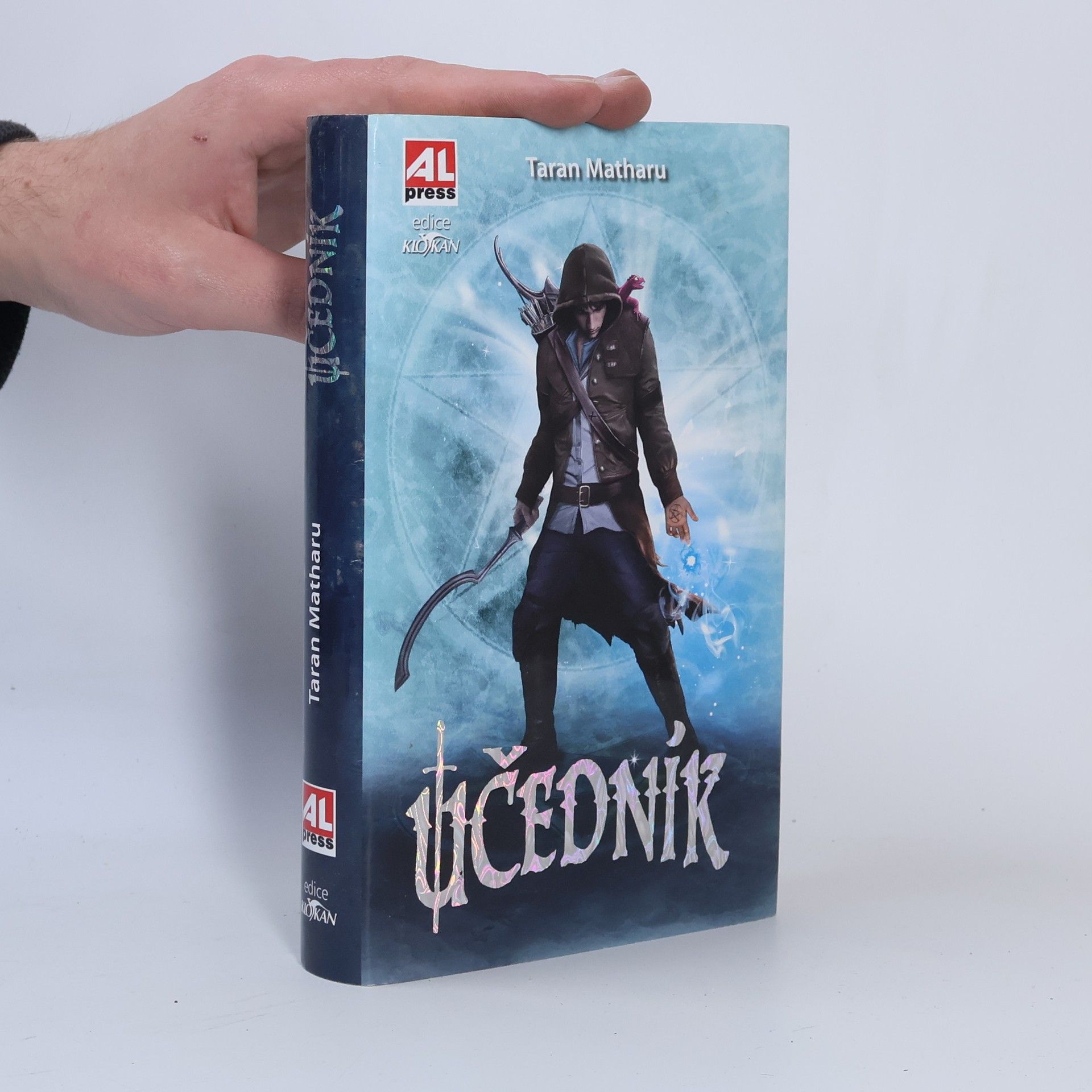 Taran Matharu Učedník