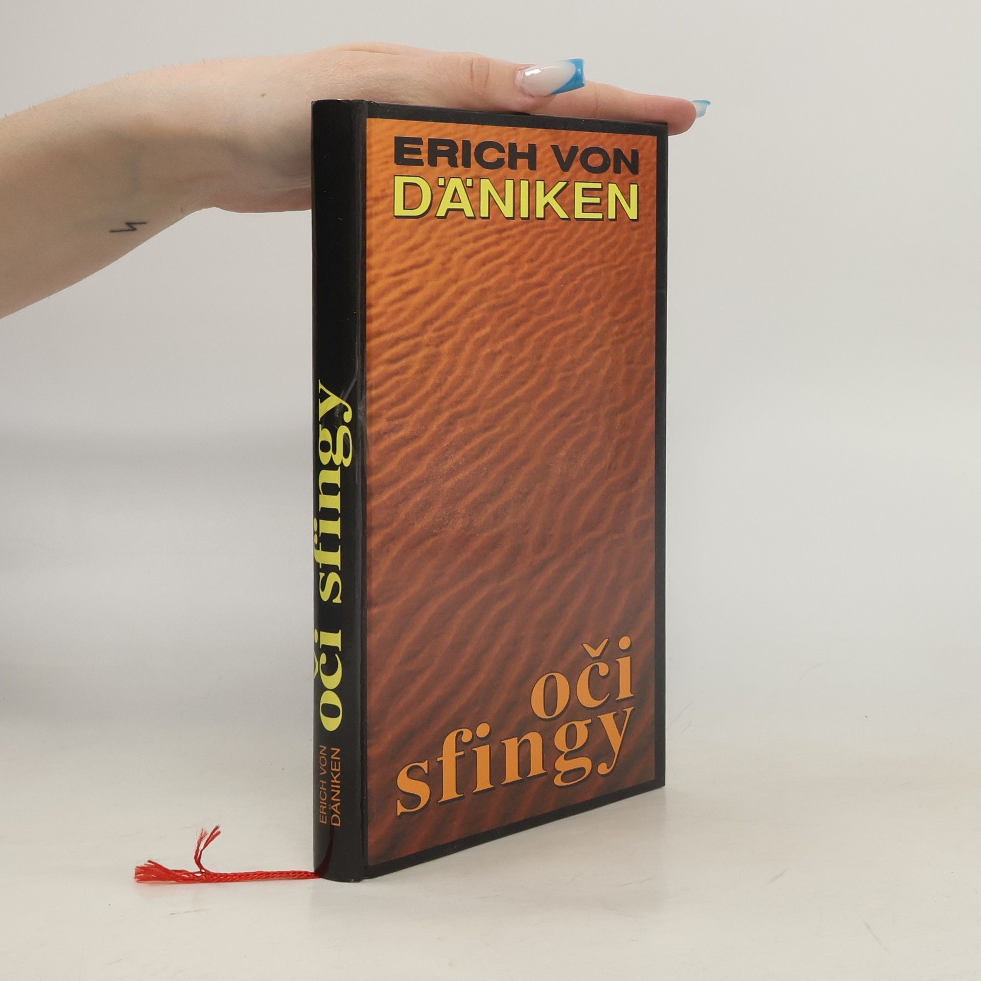 Erich von Däniken Oči sfingy