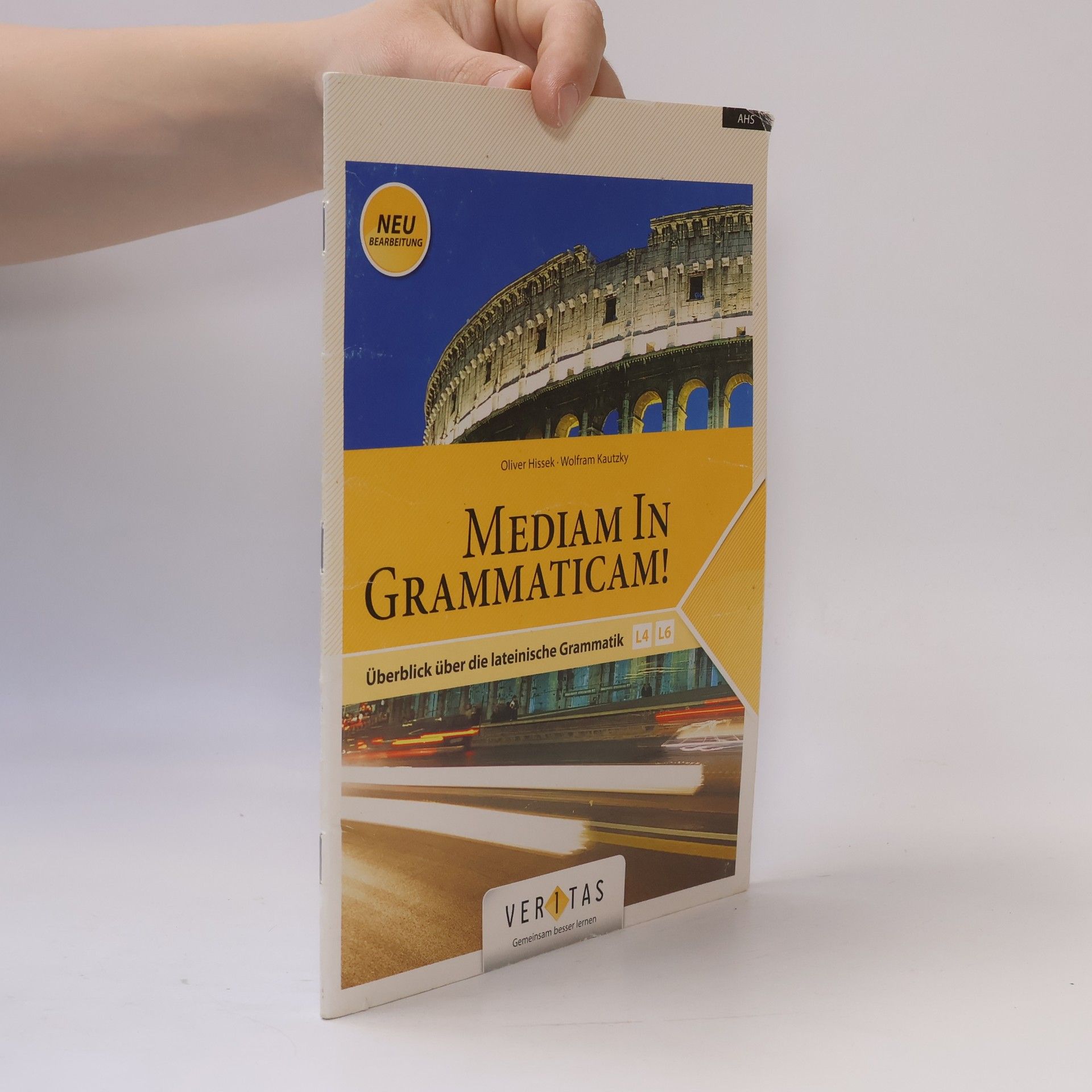 Mediam in Grammaticam!