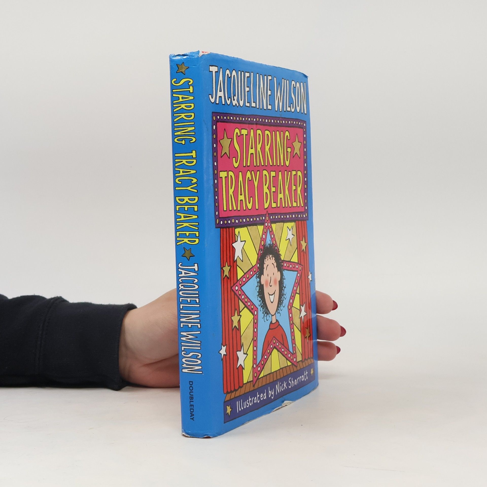 Starring Tracy Beaker.