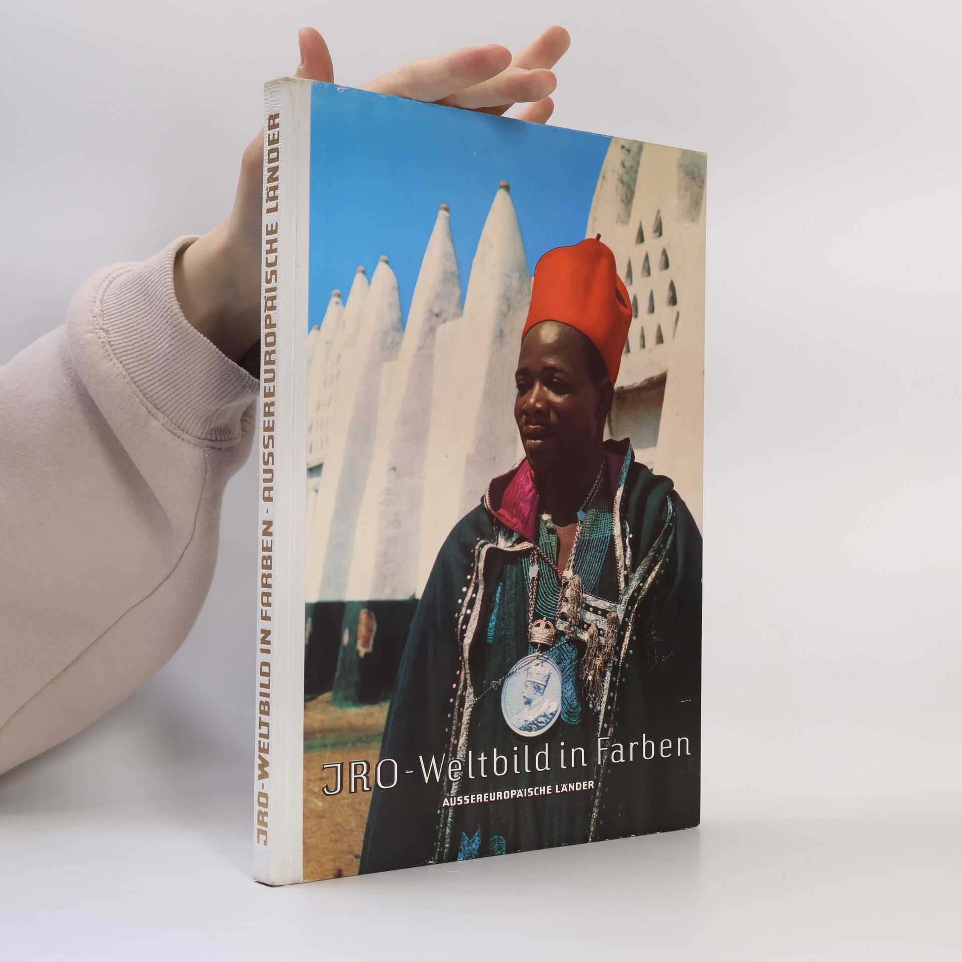 Autorenkollektiv JRO. Weltbild in Farben