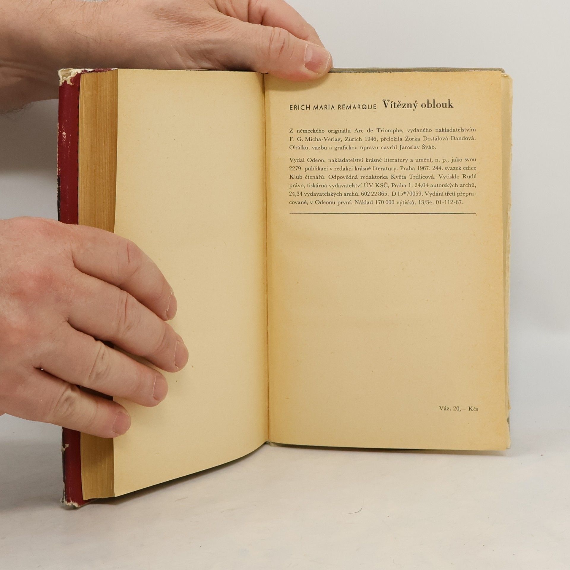 Erich Maria Remarque Vítězný oblouk
