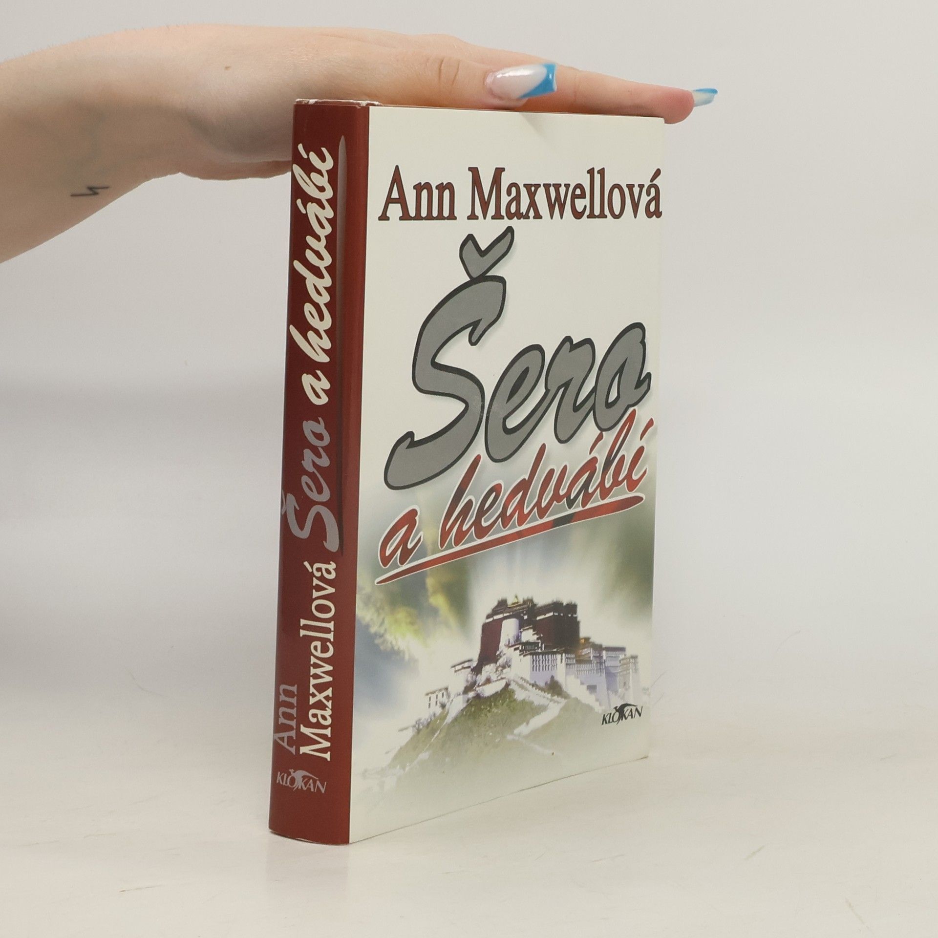 Elizabeth Lowell Šero a hedvábí