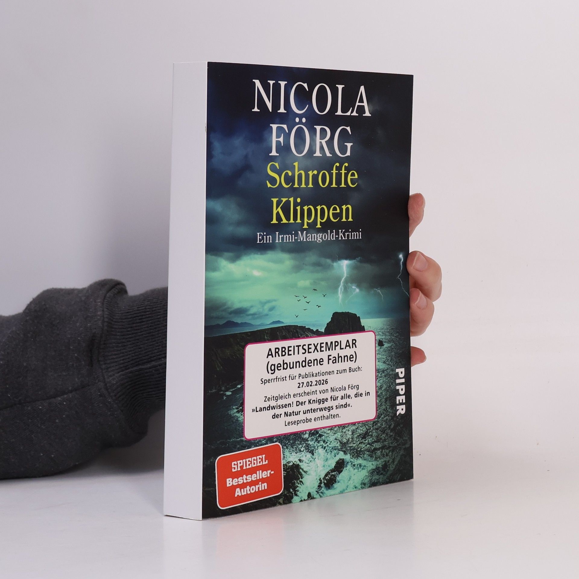 Nicola Förg Schroffe Klippen