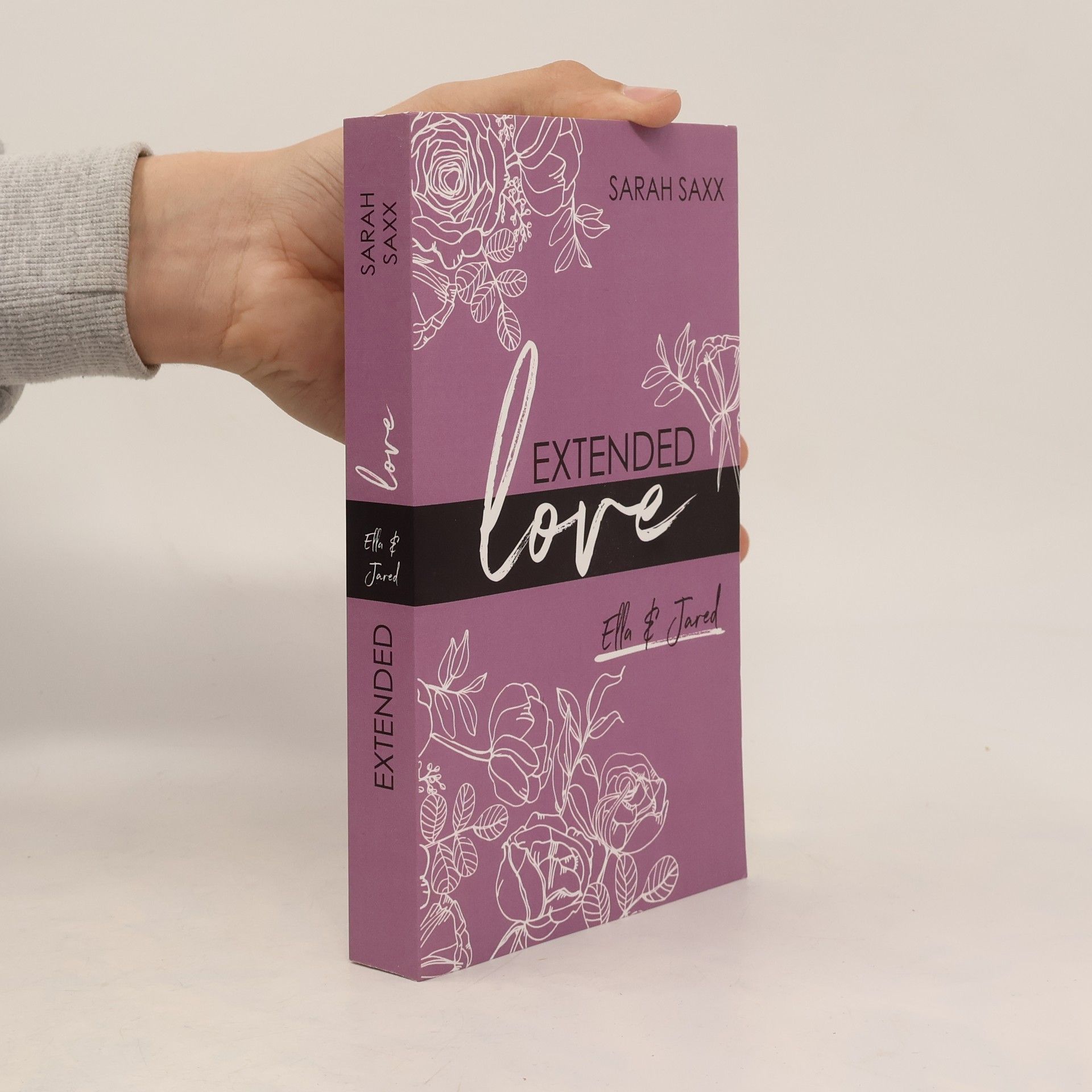 Sarah Saxx Extended Love