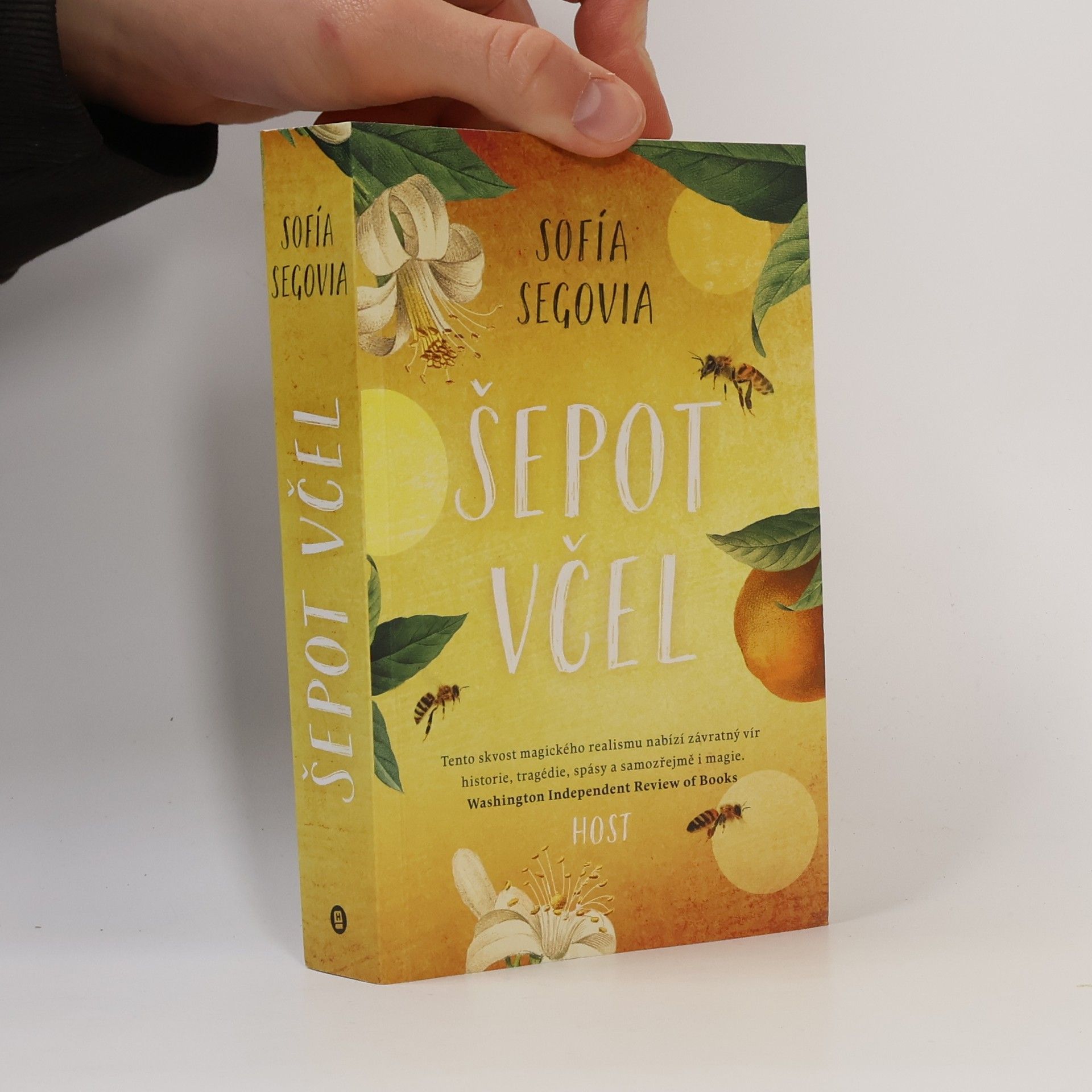 Sofía Segovia Šepot včel