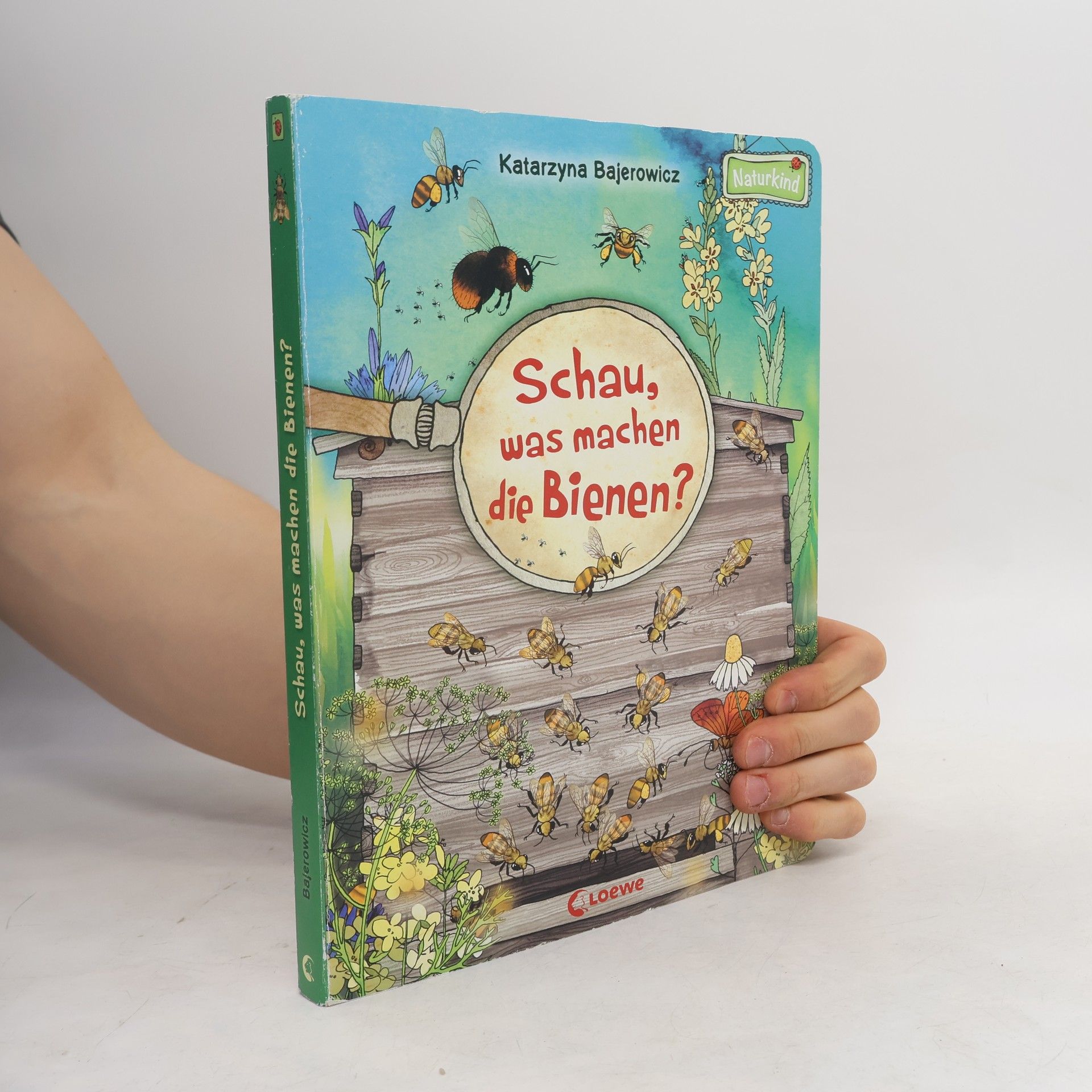 Schau, was machen die Bienen?