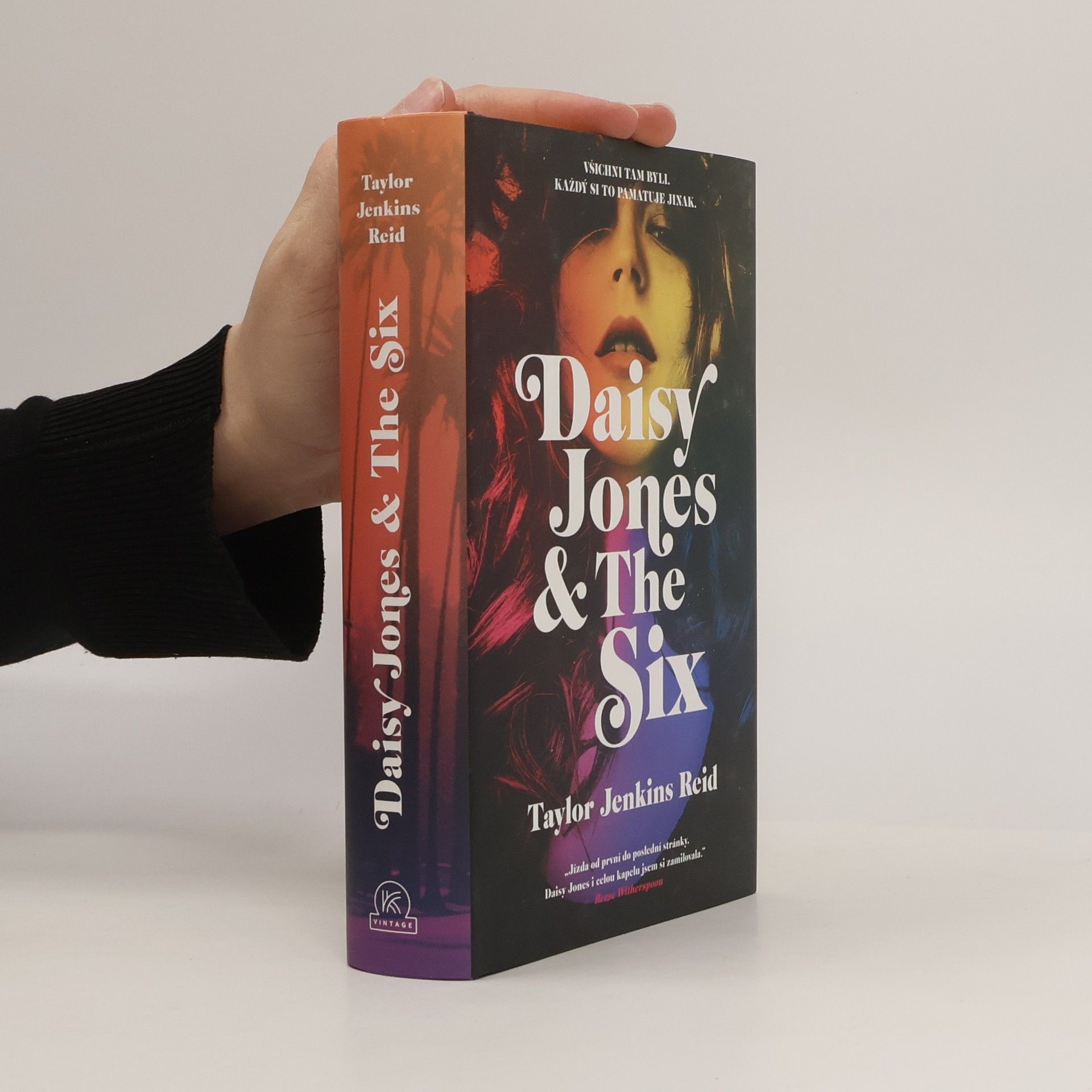 Taylor Jenkins Reid Daisy Jones & The Six