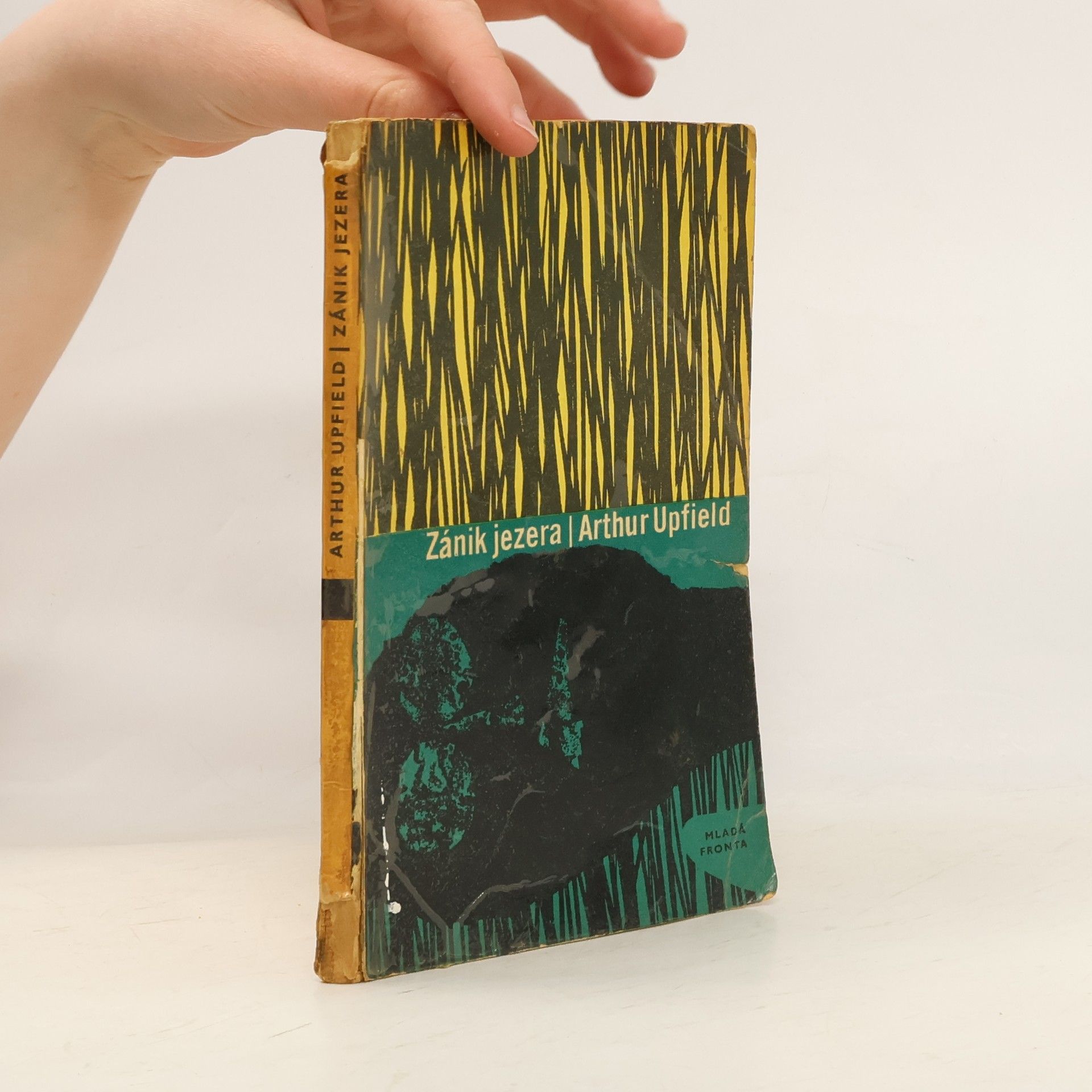 Arthur Upfield Zánik jezera
