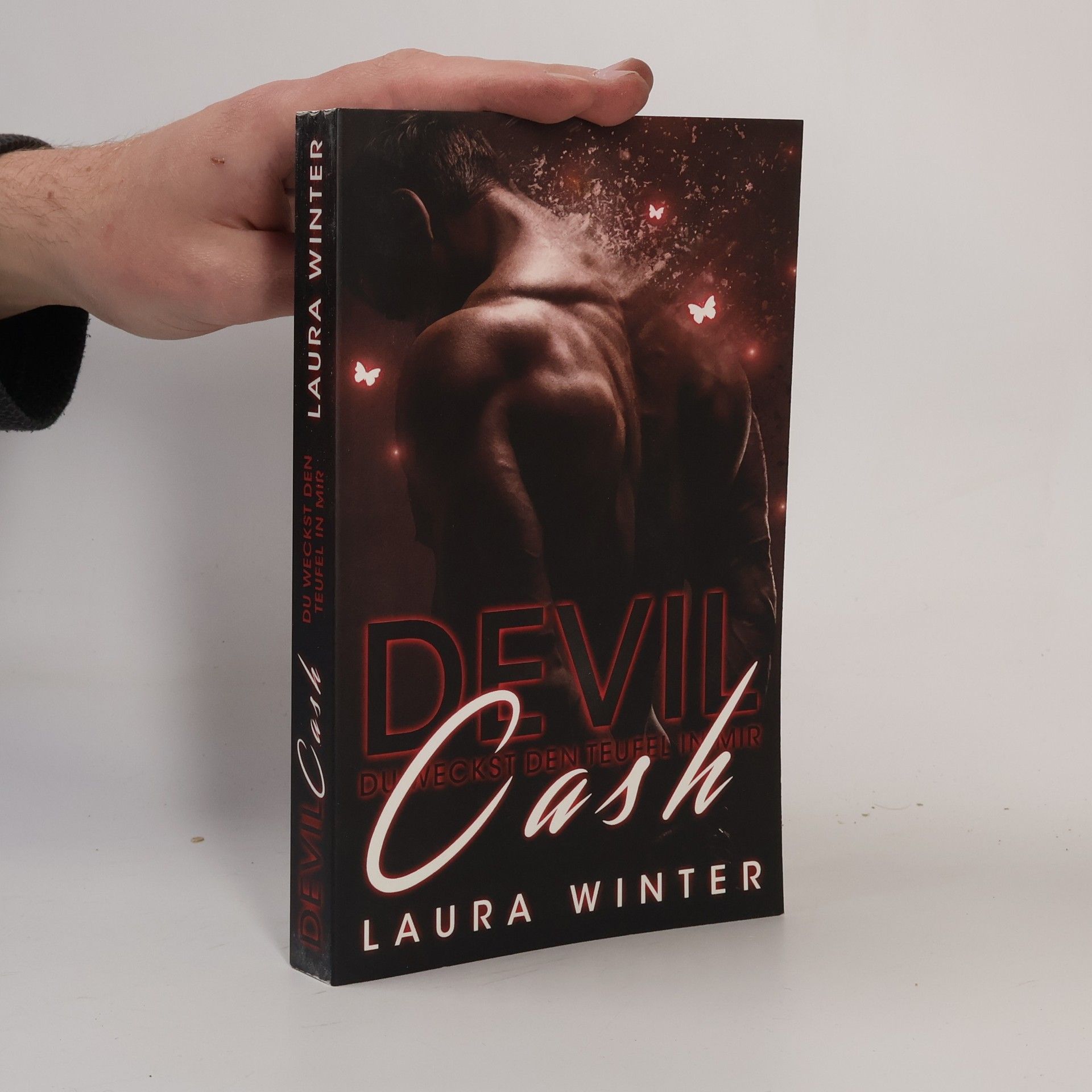 Laura Winter-Gierlich Devil Cash