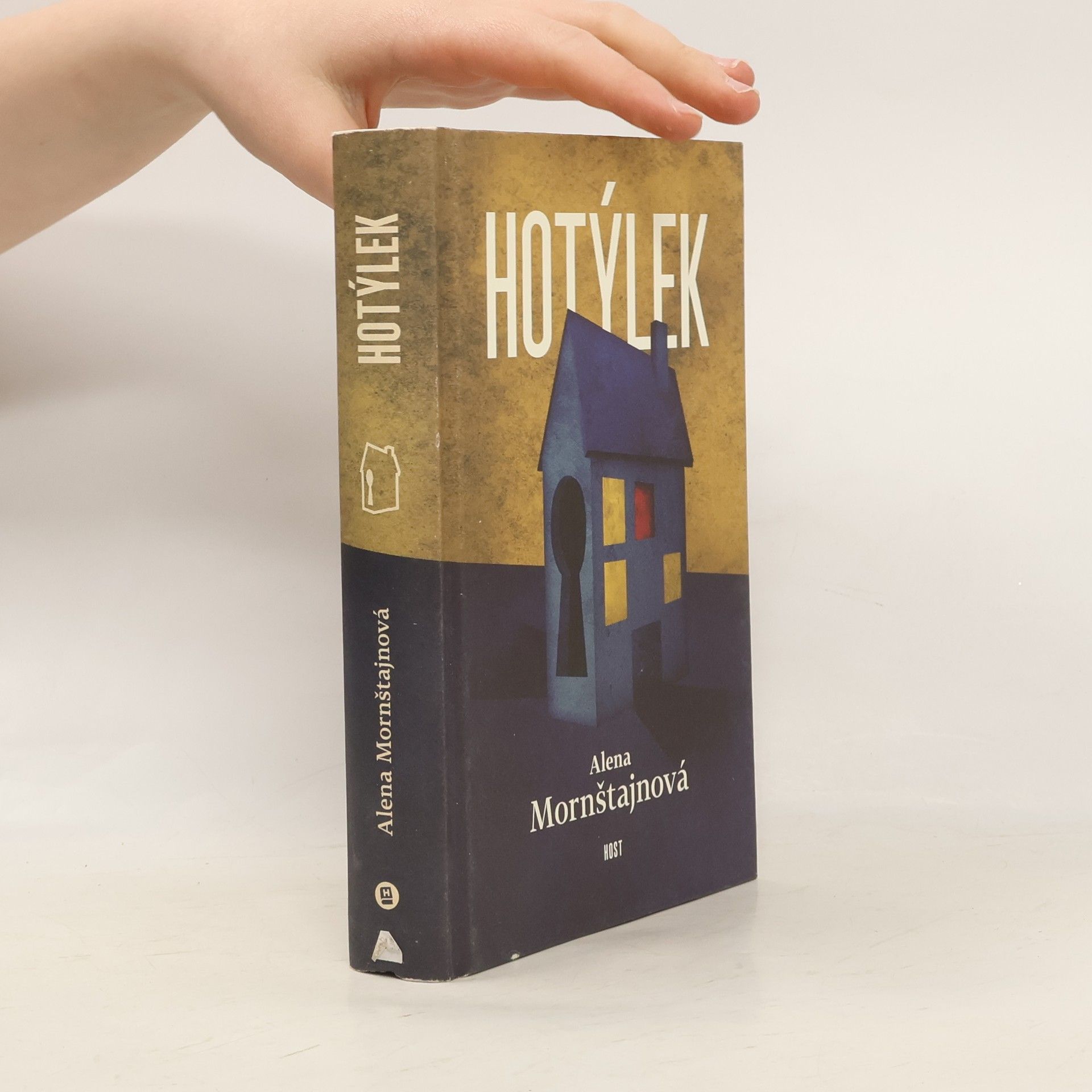 Alena Mornštajnová Hotýlek