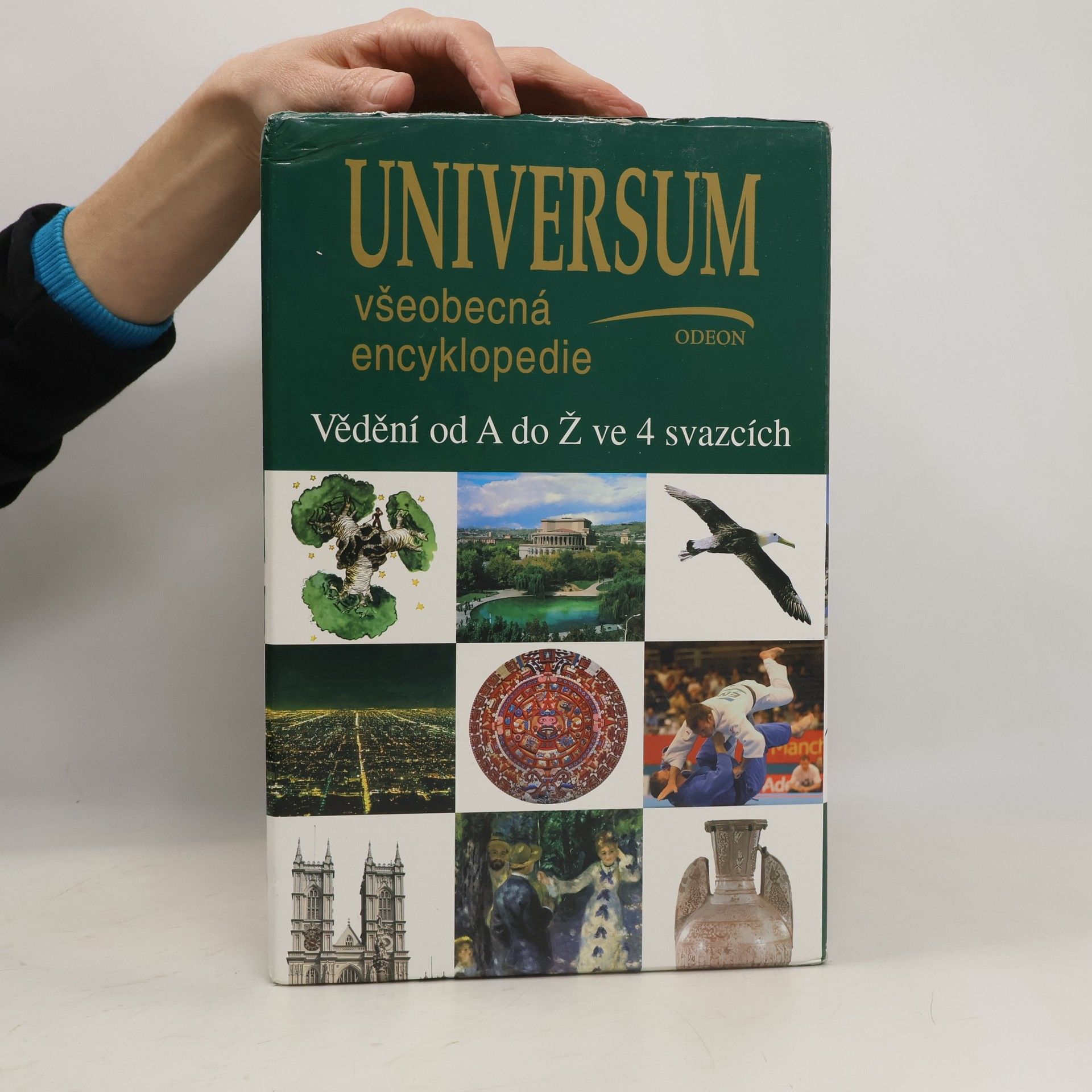 Kolektív autorov Universum: všeobecná encyklopedie (box)