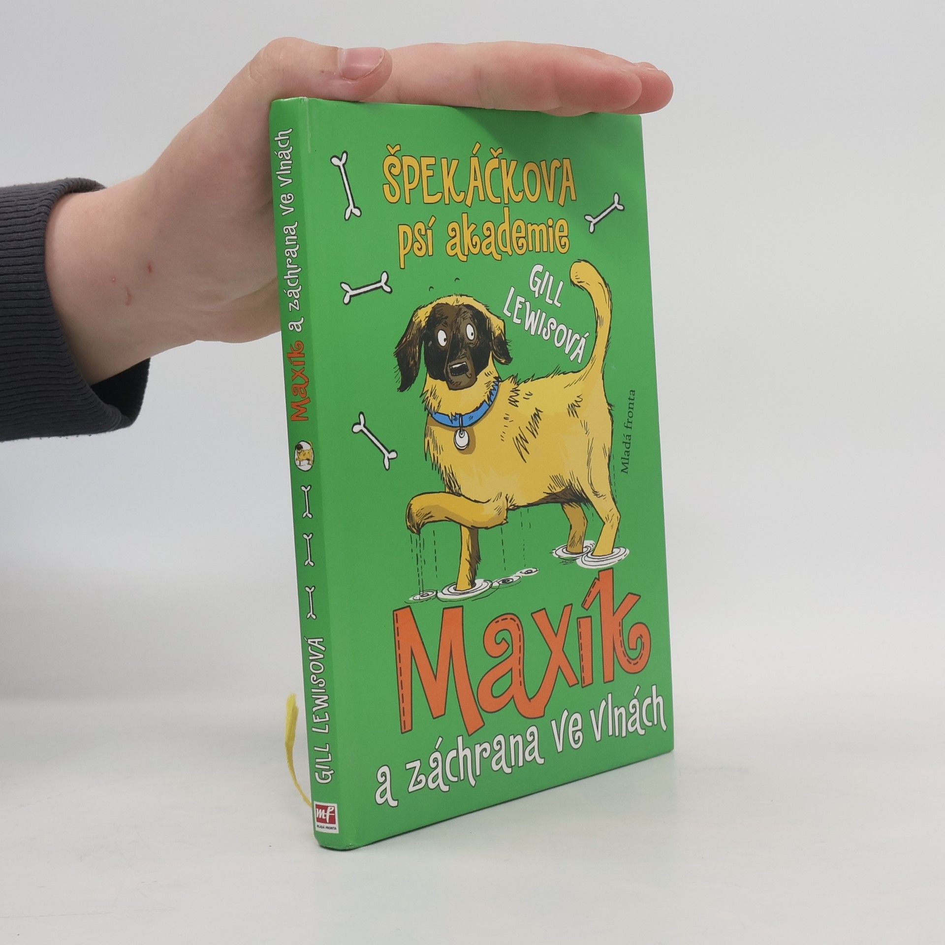 Maxík a záchrana ve vlnách. Špekáčkova psí akademie 4