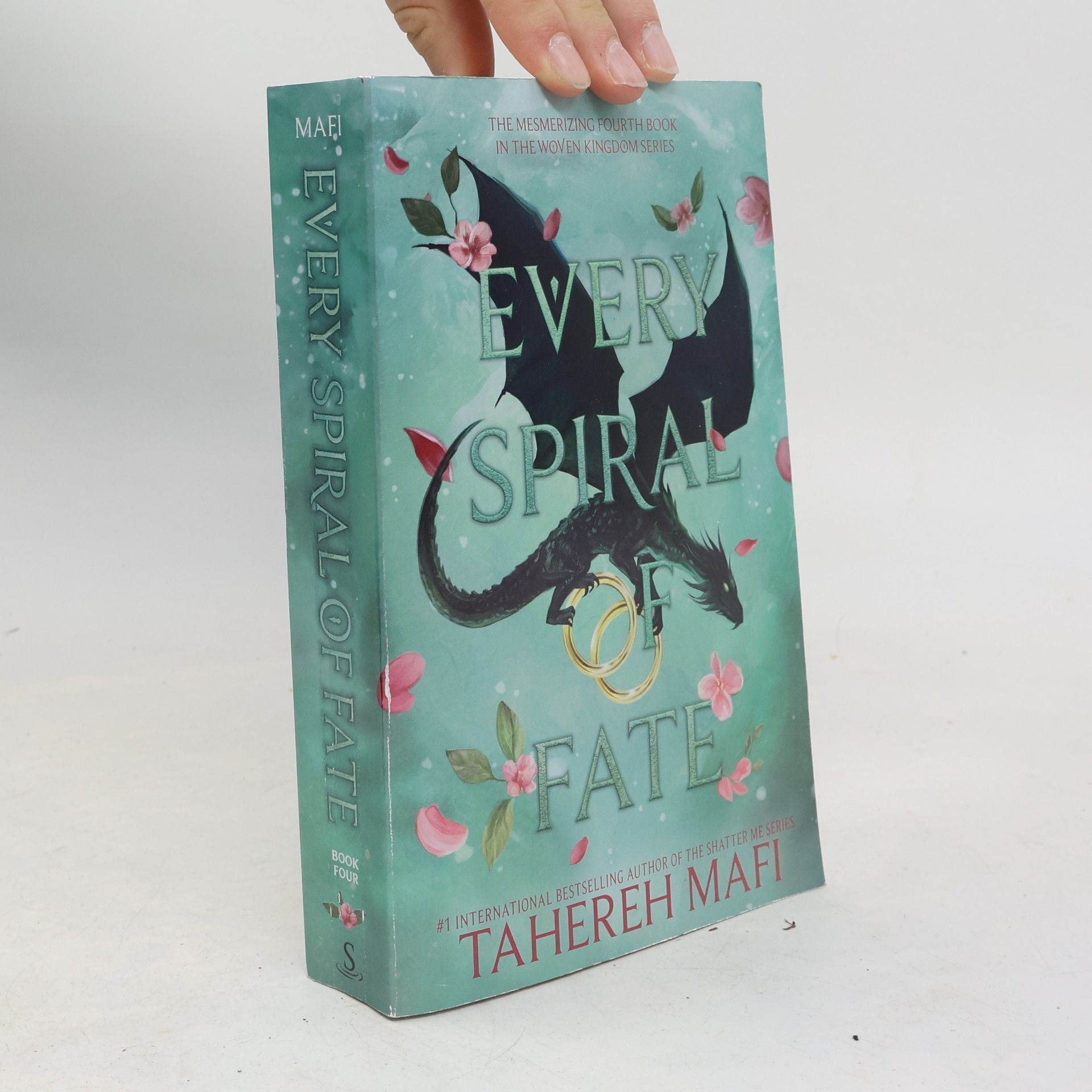 Tahereh Mafi The Woven Kingdom - 4: Every Spiral of Fate