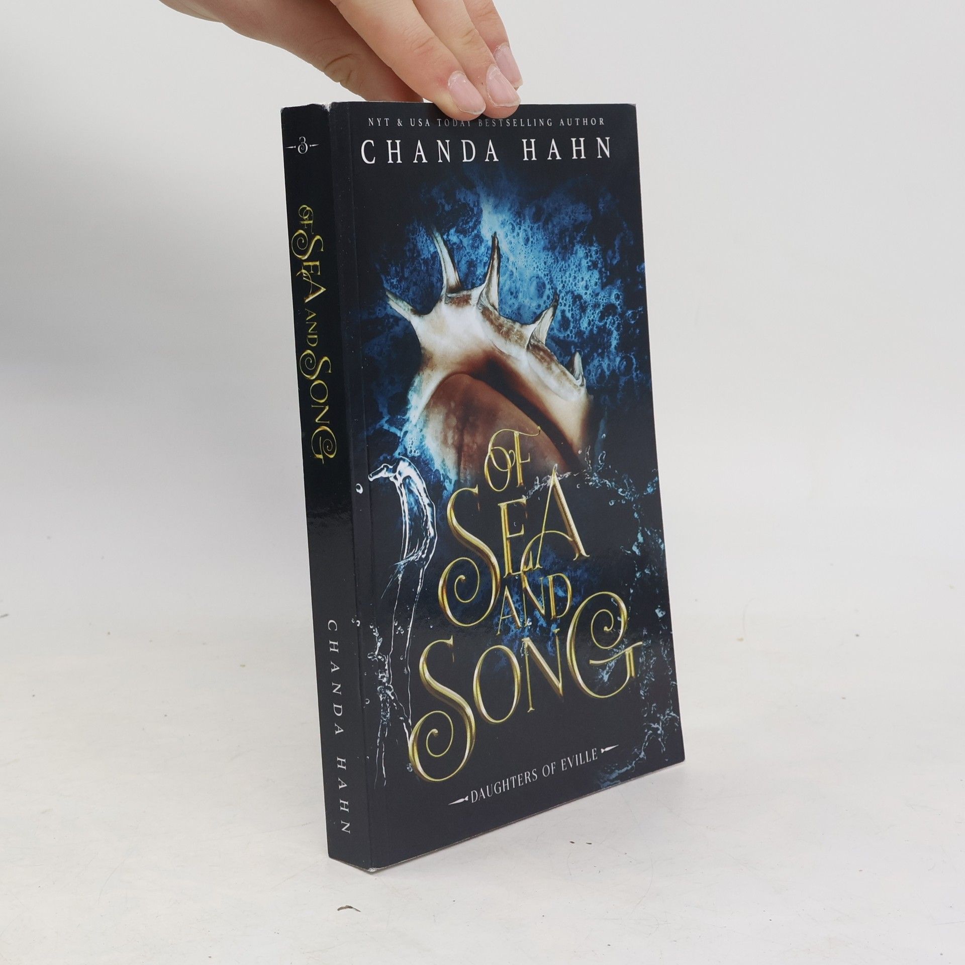 Chanda Hahn Daughters of Eville - 3: Of Sea and Song