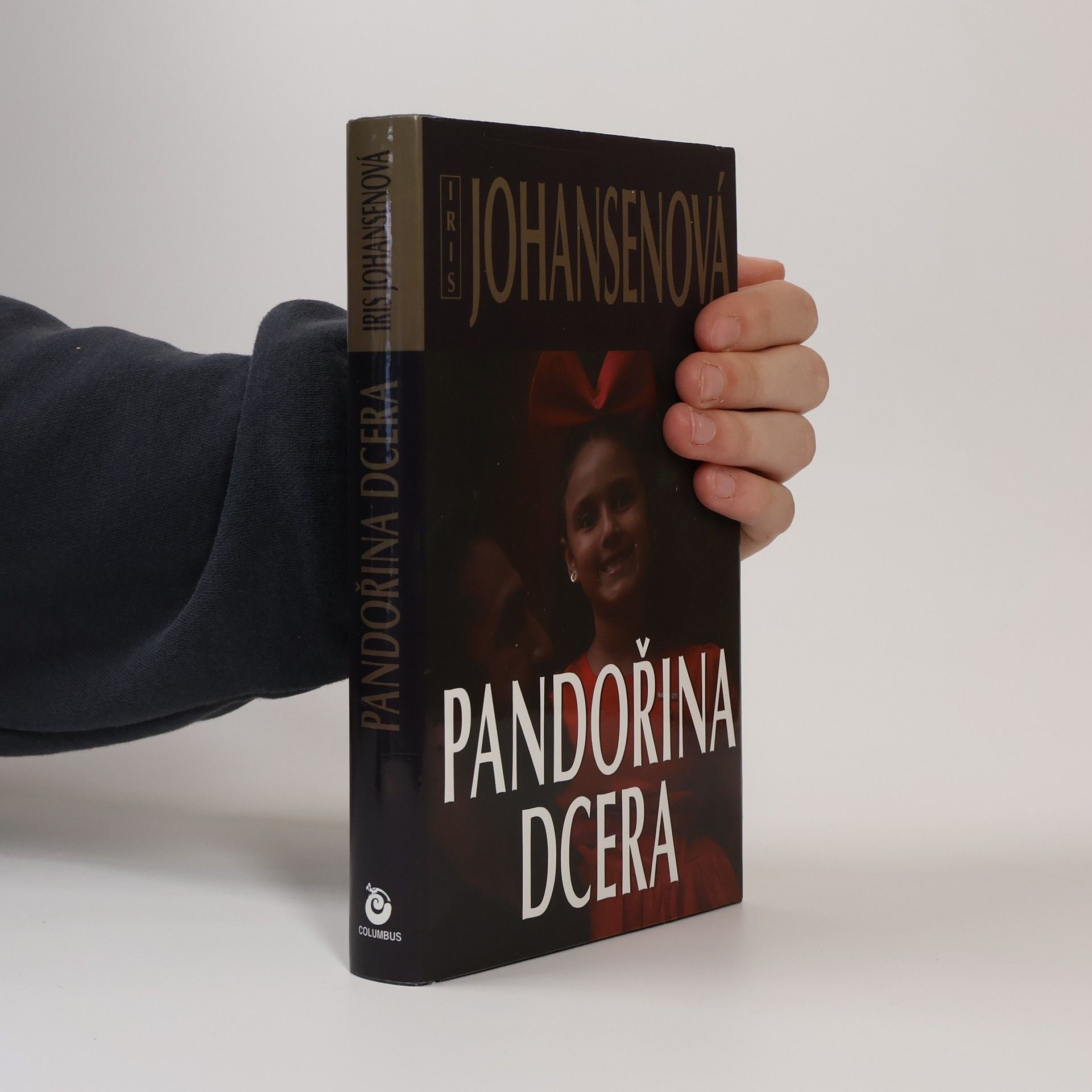 Iris Johansen Pandořina dcera