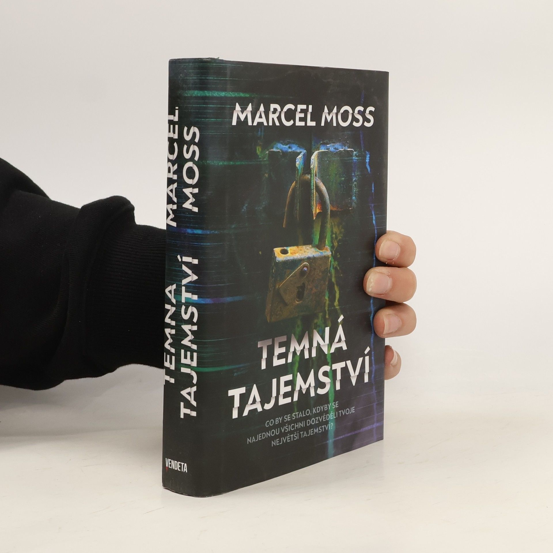 Marcel Moss Temná tajemství