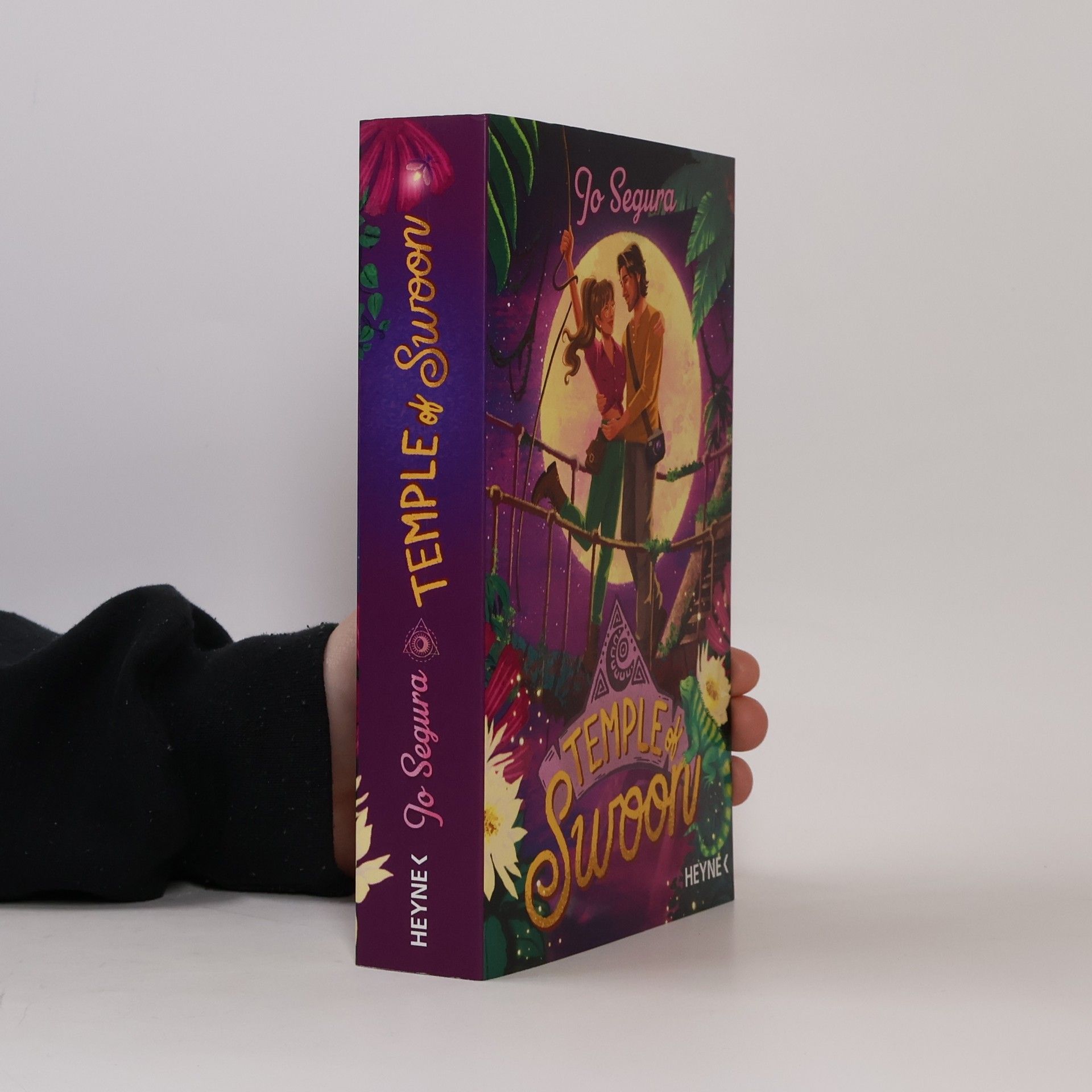 Jo Segura Temple of Swoon