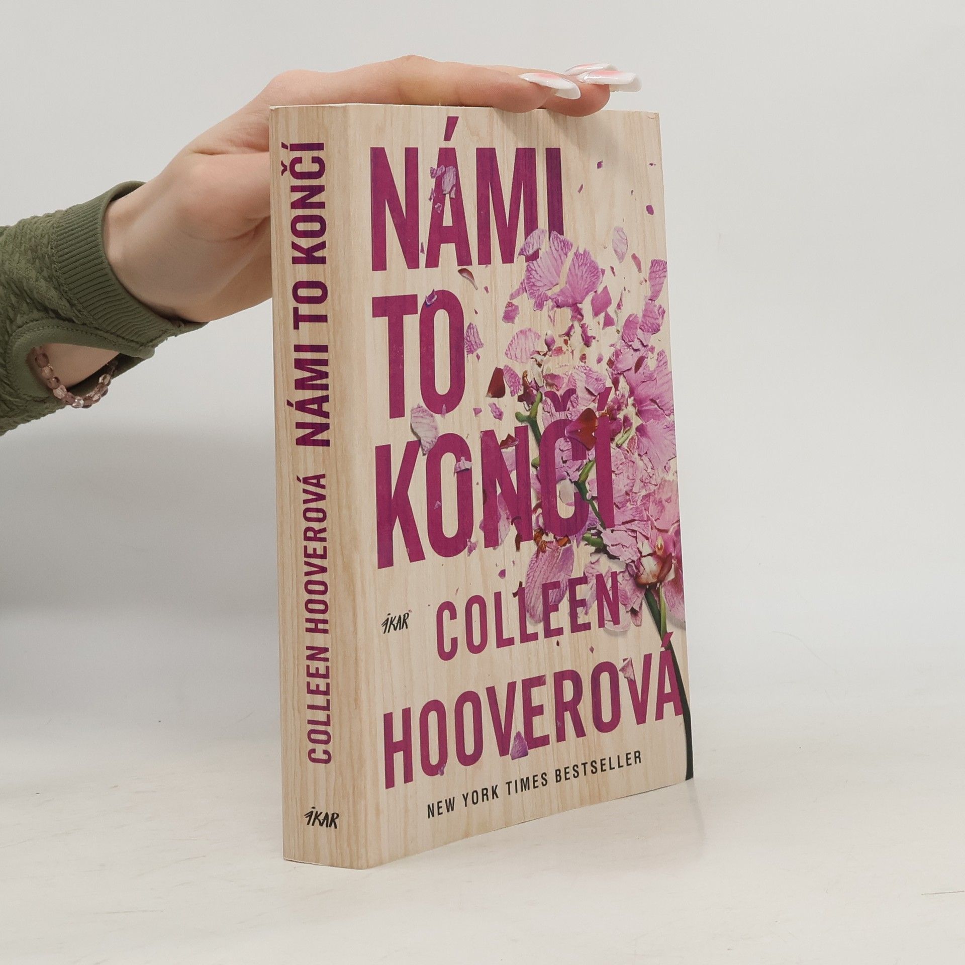 Colleen Hoover Námi to končí