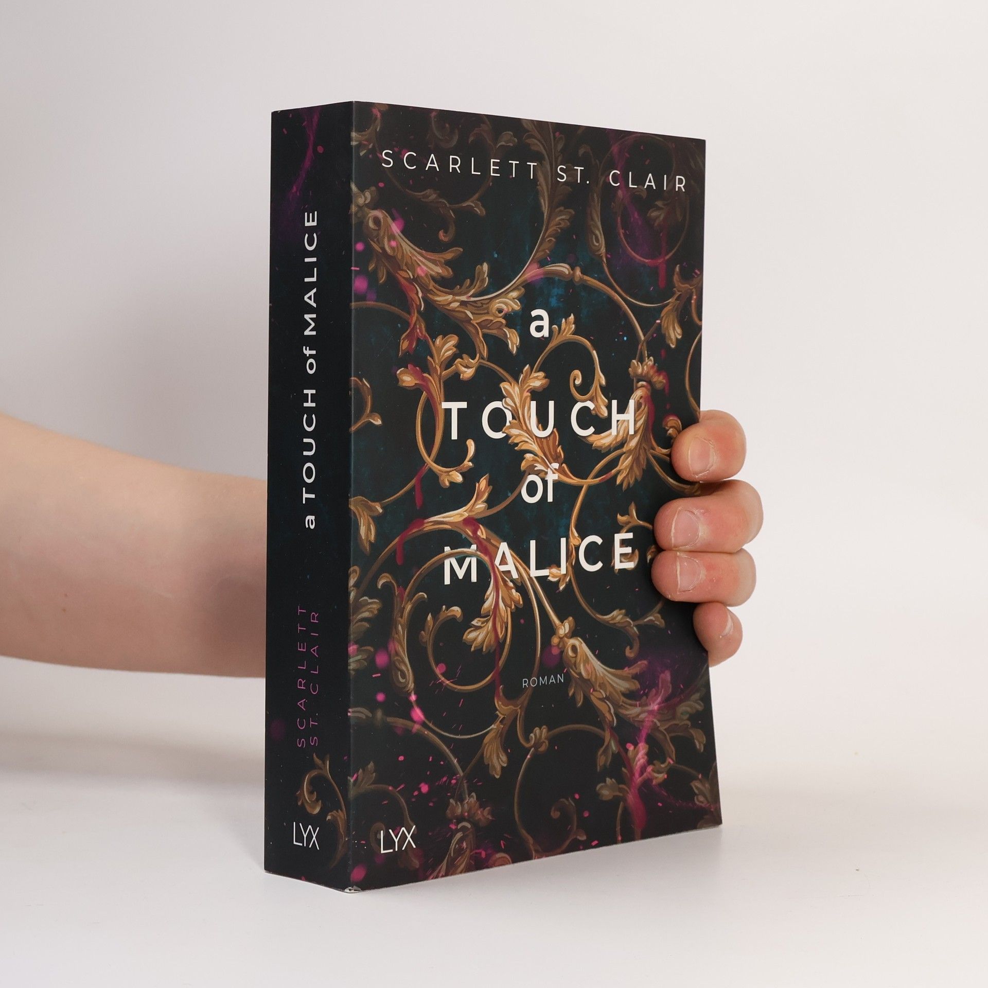 Scarlett St. Clair A touch of malice