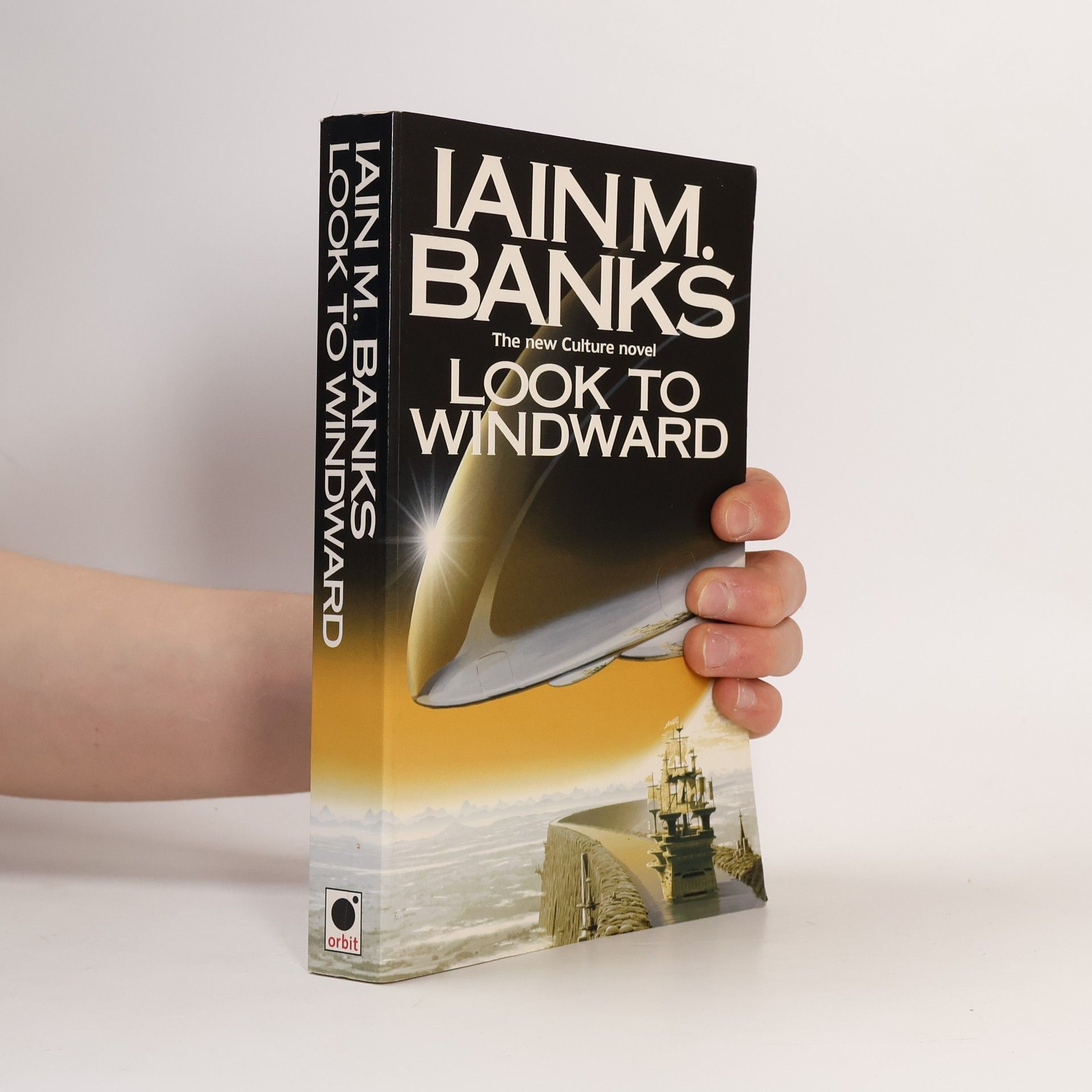 Iain Banks Look to Windward