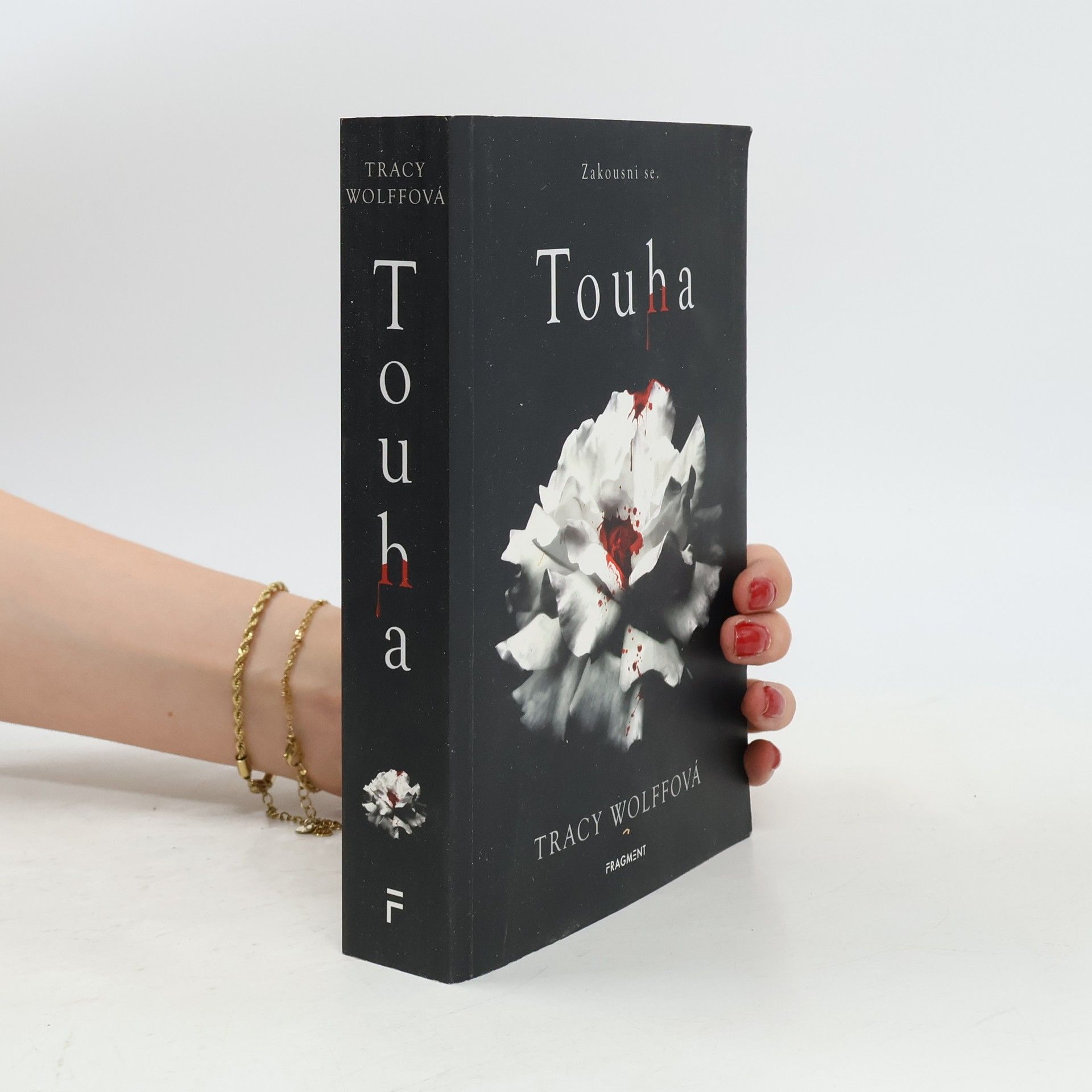 Tracy Wolff Touha