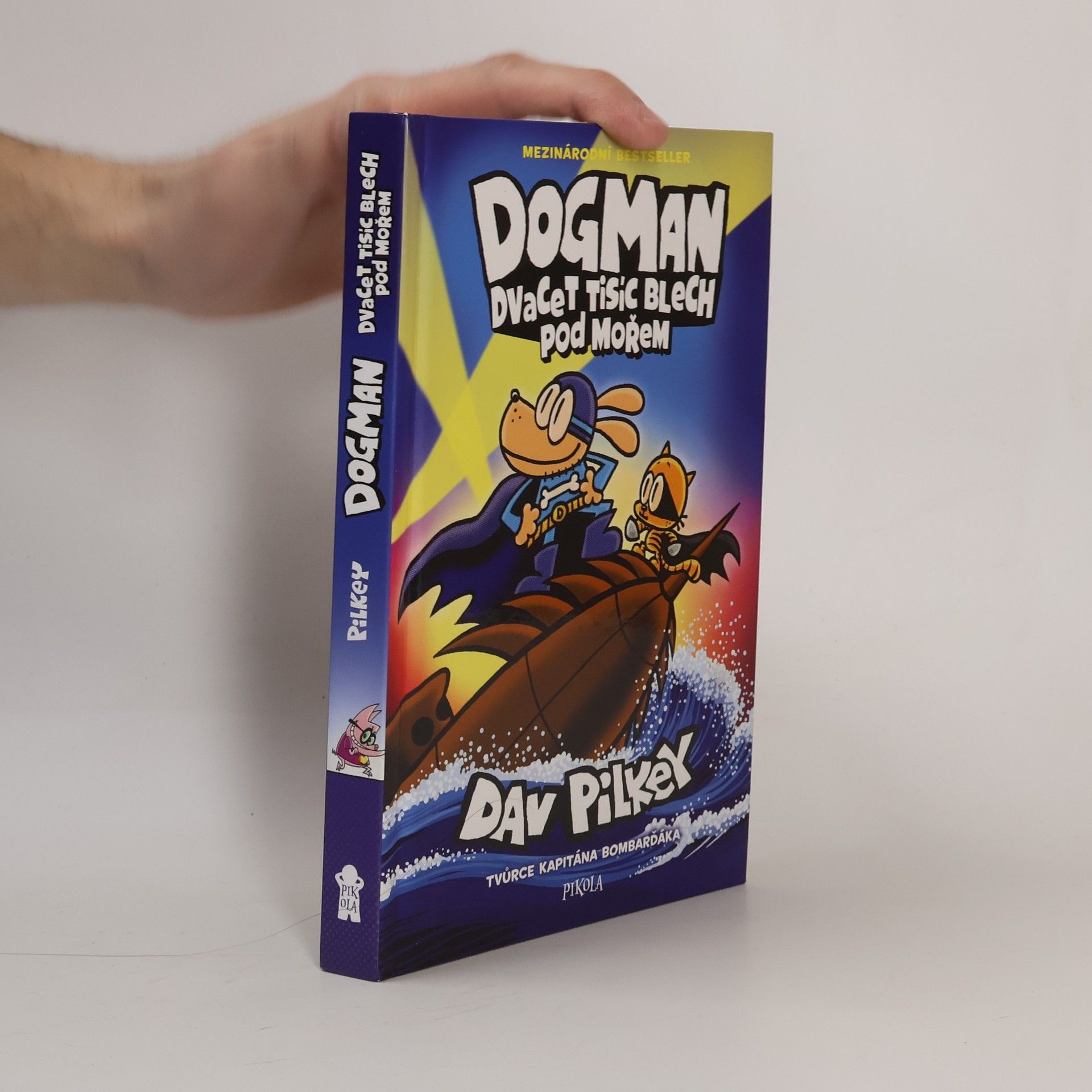 Dav Pilkey Dogman : dvacer tisíc blech pod mořem
