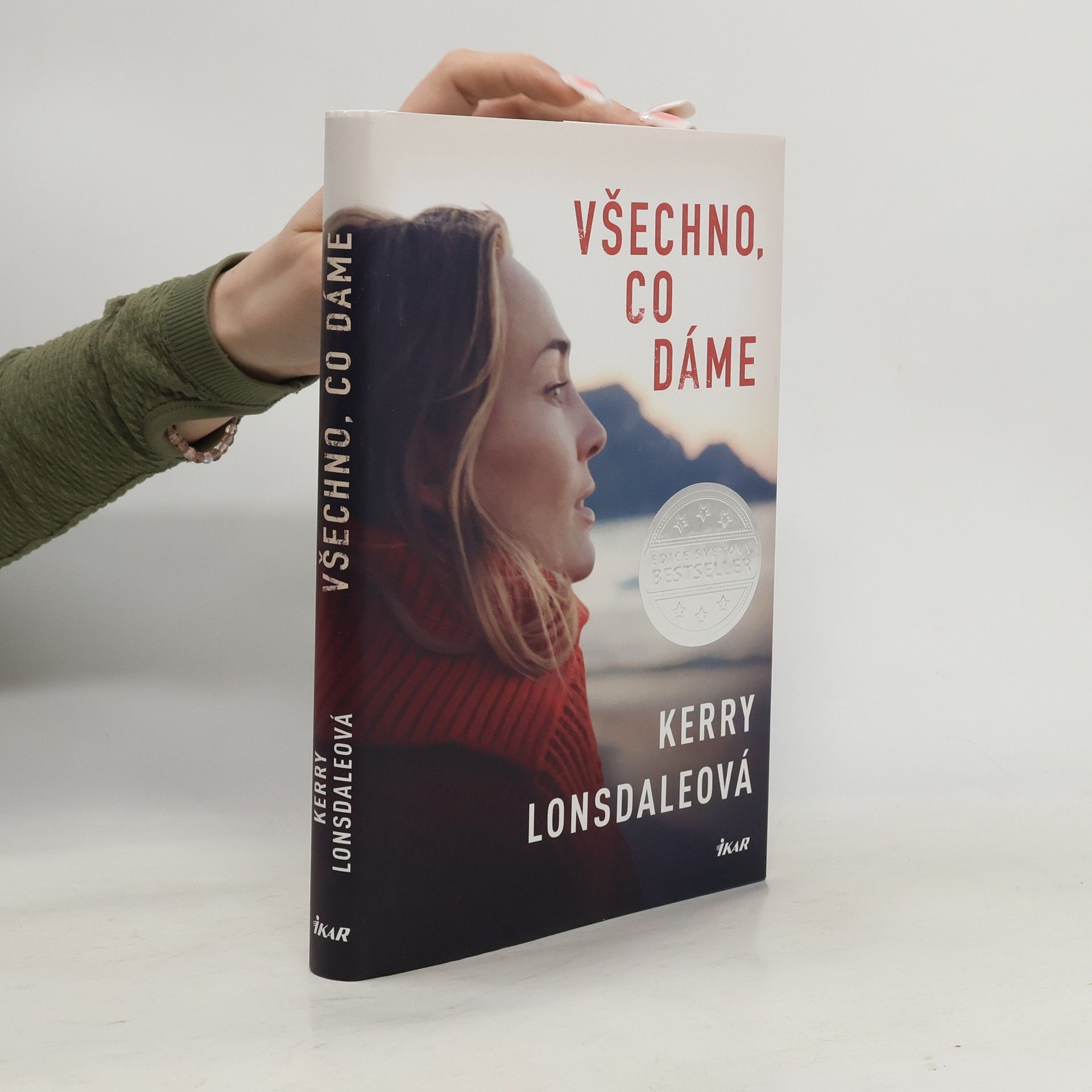 Kerry Lonsdale Všechno, co dáme