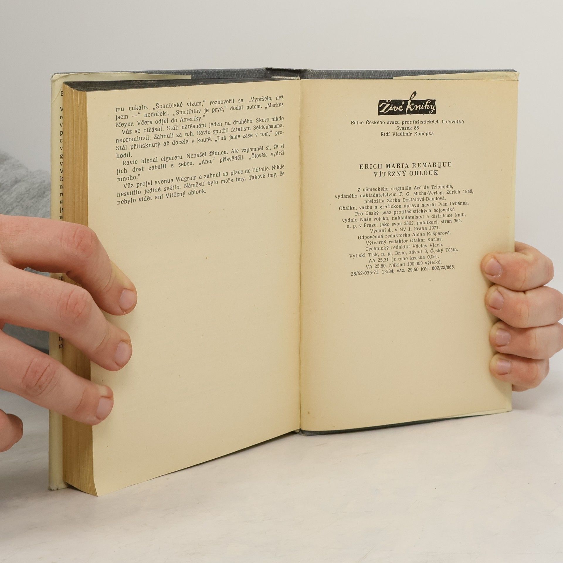 Erich Maria Remarque Vítězný oblouk