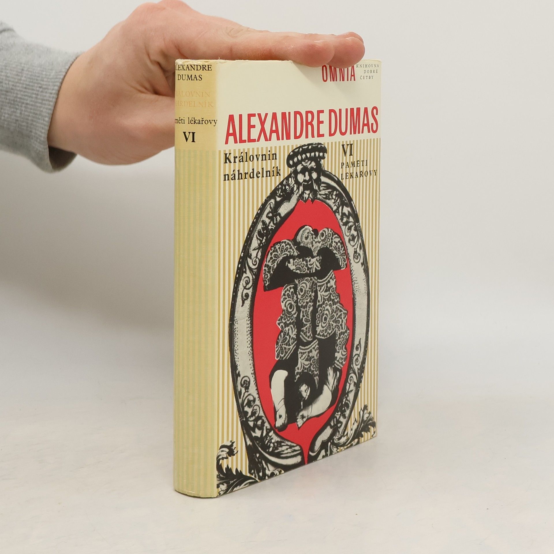 Alexandre Dumas Paměti lékařovi. Královnin náhrdelník II.