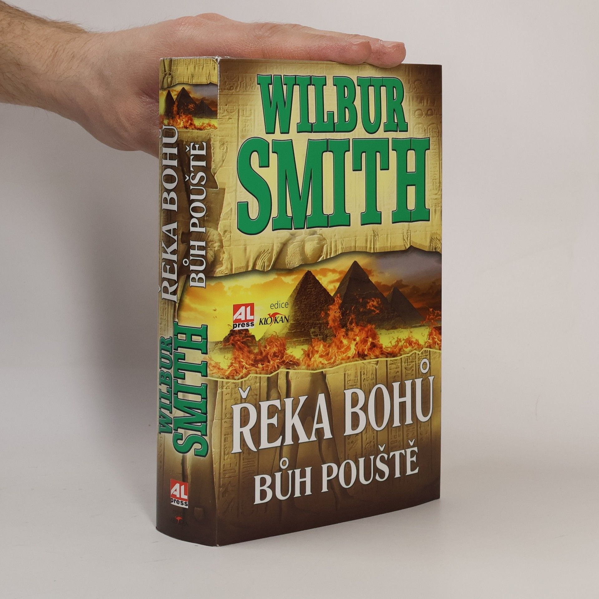 Wilbur A. Smith Řeka bohů. Bůh pouště