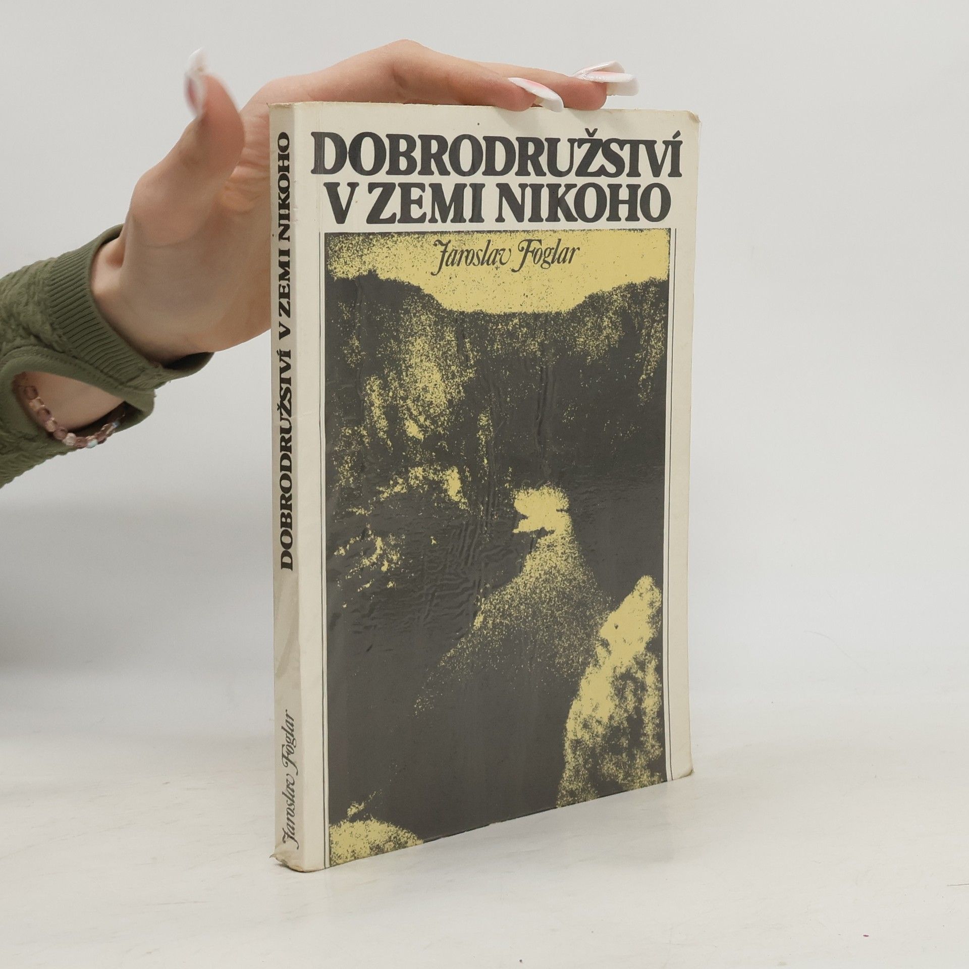 Jaroslav Foglar Dobrodružství v Zemi nikoho