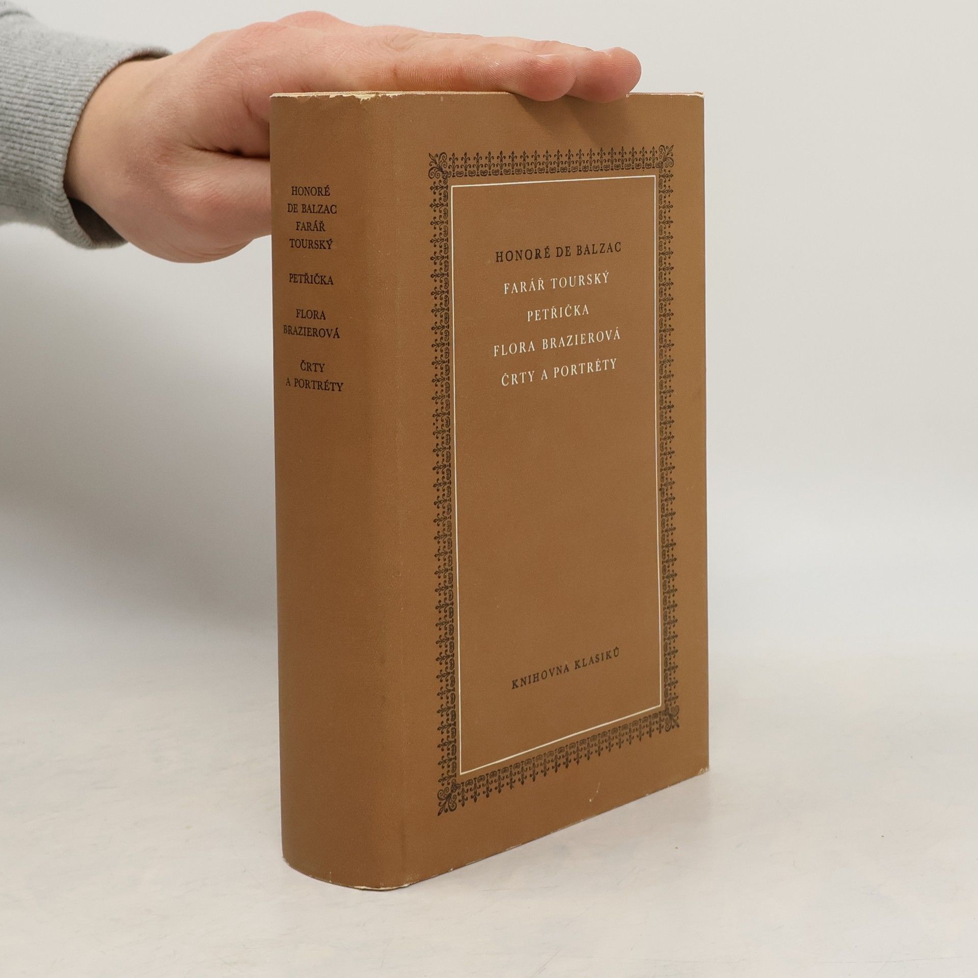 Honoré de Balzac Farář Tourský. Petřička. Flora Brazierová. Črty a portréty