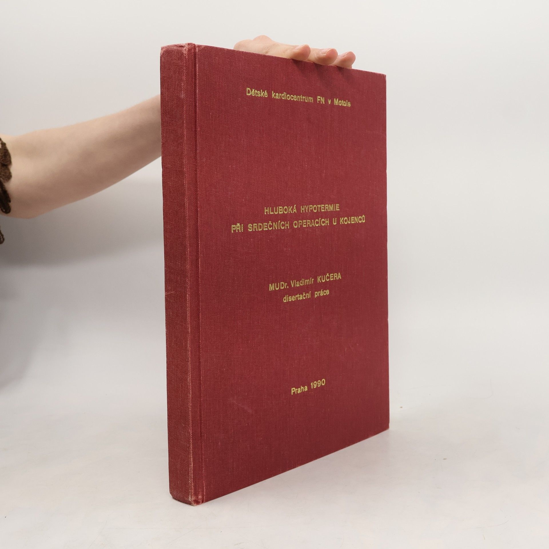 Hluboká hypotermie při srdečních operacích u kojenců