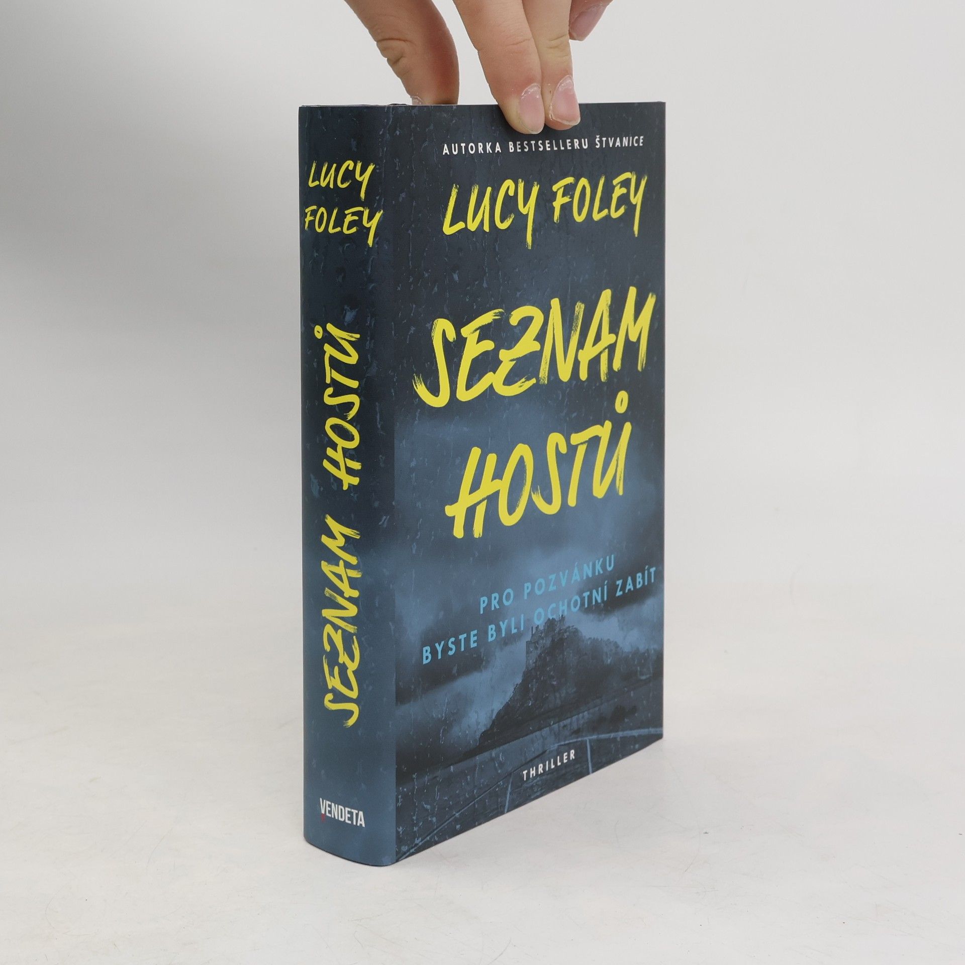 Lucy Foley Seznam hostů