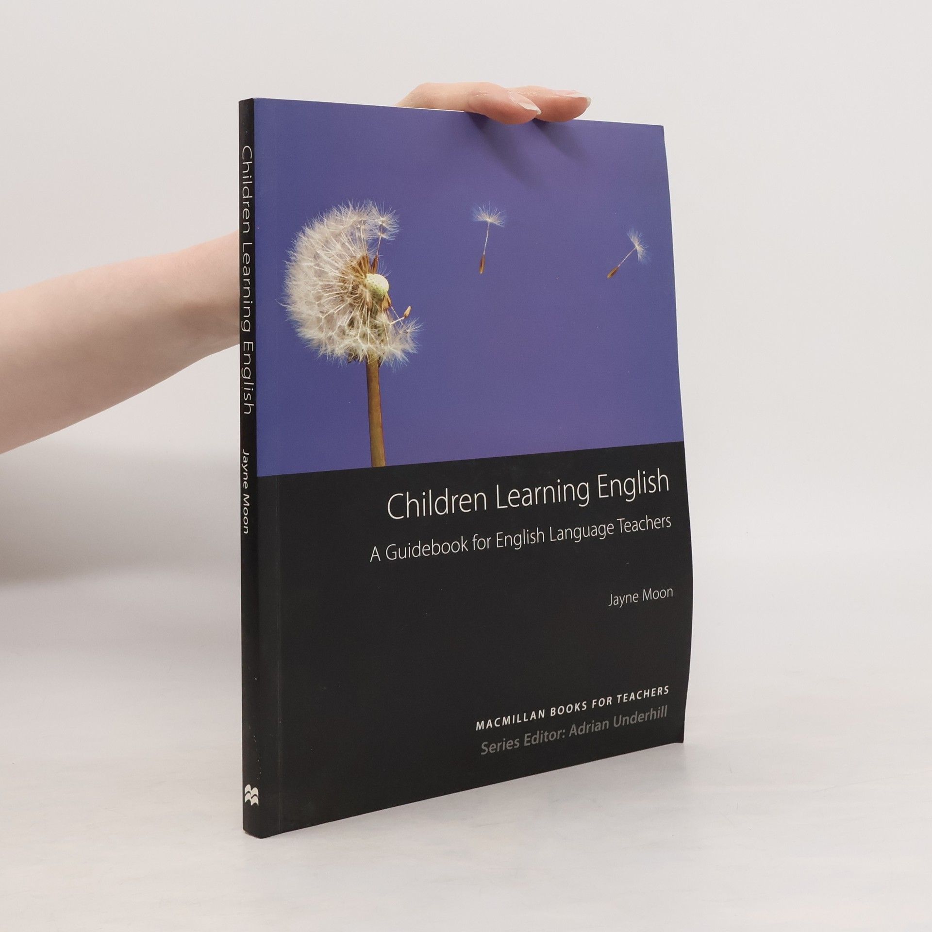 Jayne Moon Children learning English