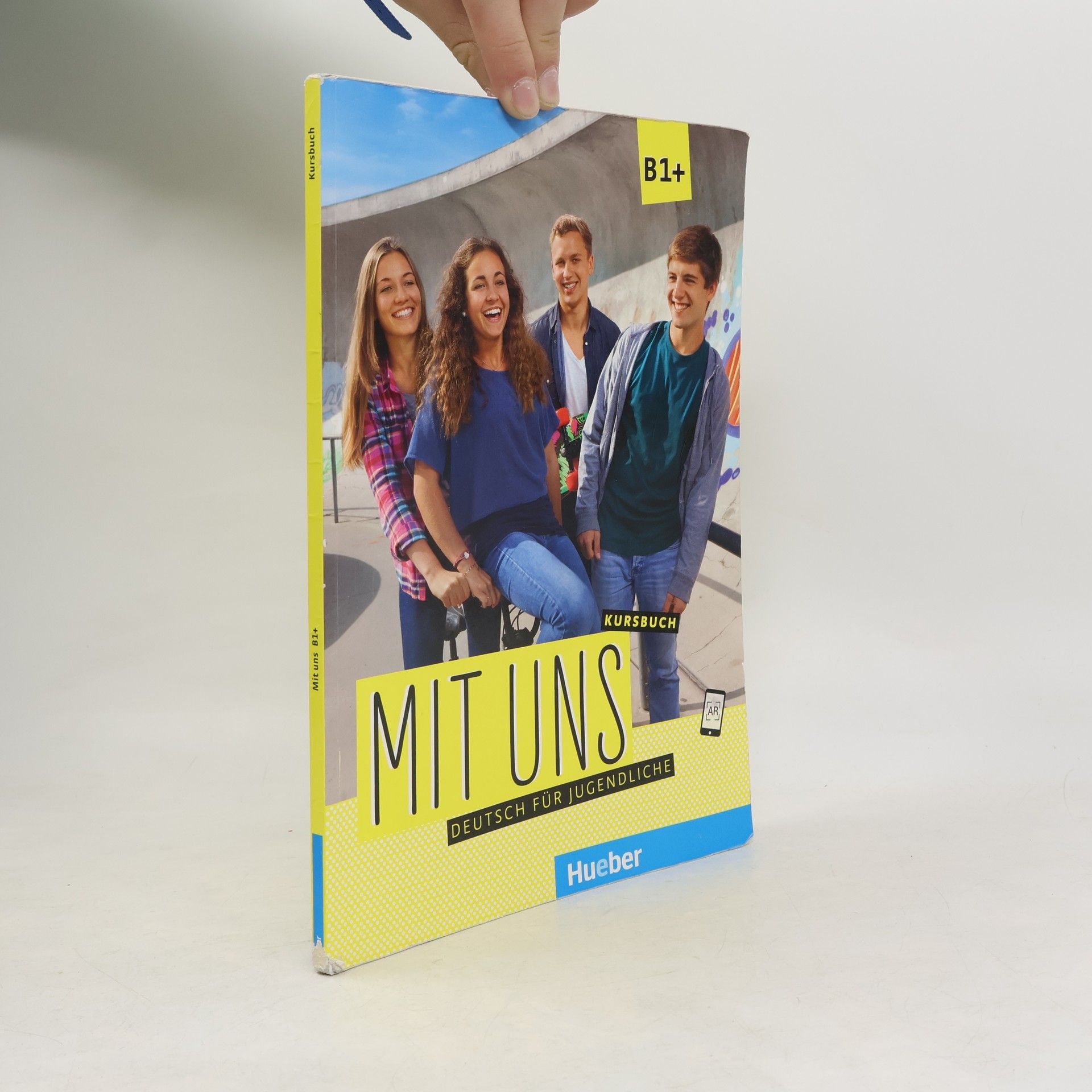 Anna Breitsameter Mit uns: Deutsch für Jugendliche. B1+. Kursbuch