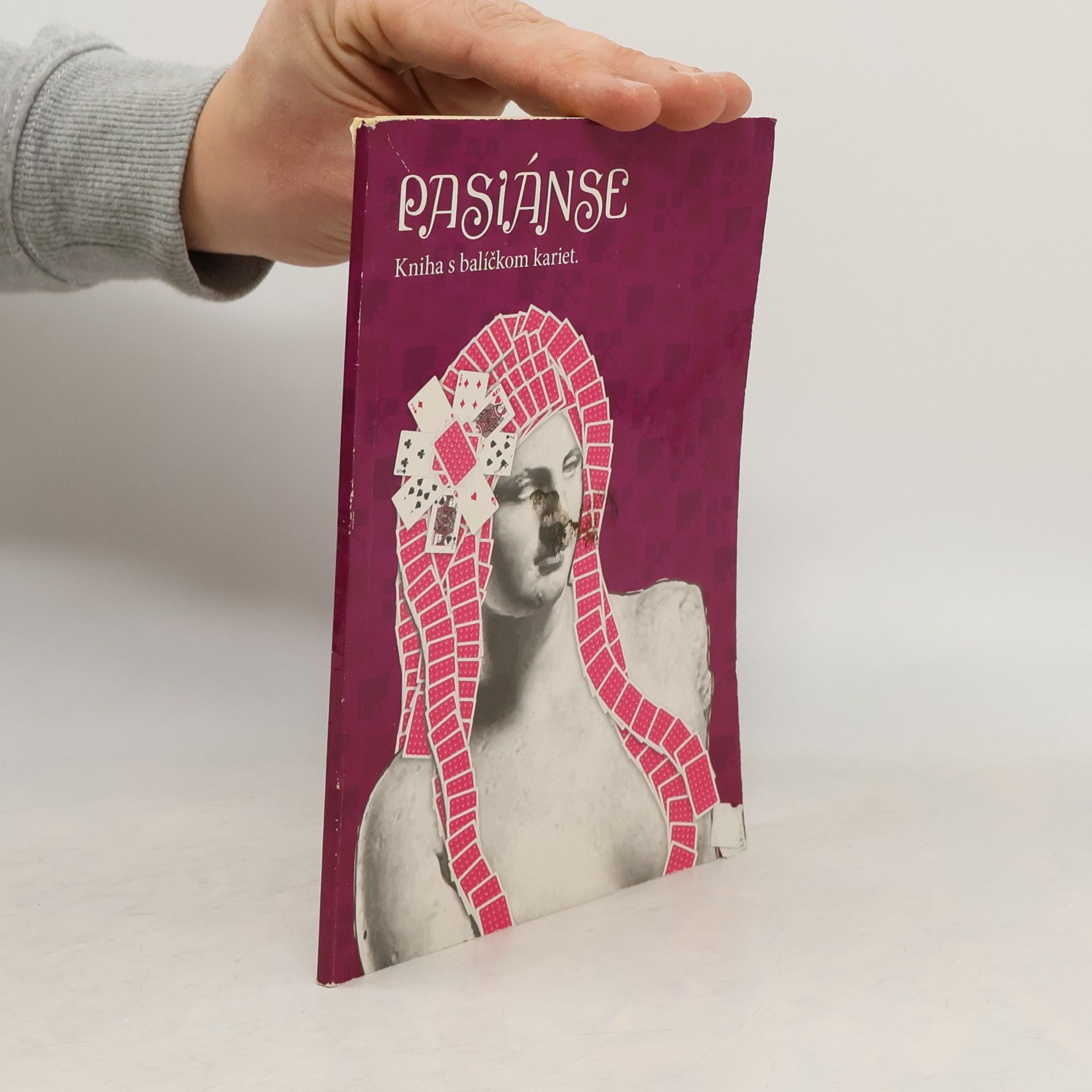 Jacek Nowak Pasiánse. Kniha s balíčkom kariet