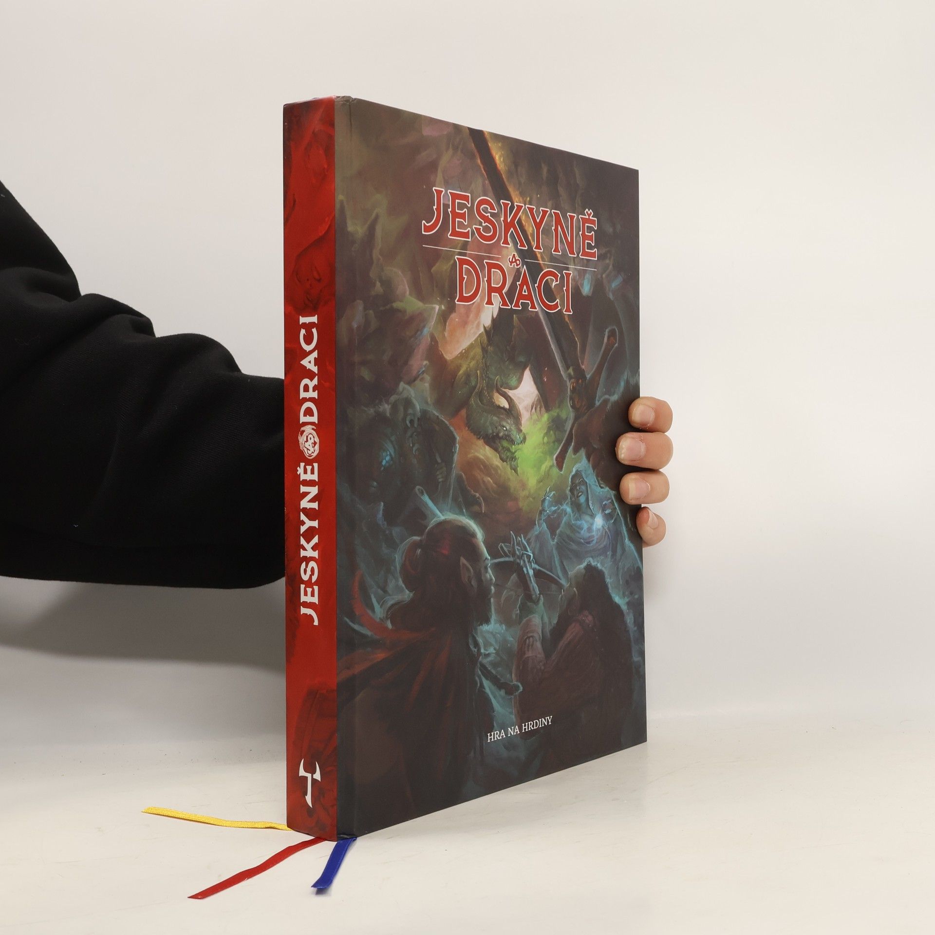 Petr Mazák Jeskyně a draci