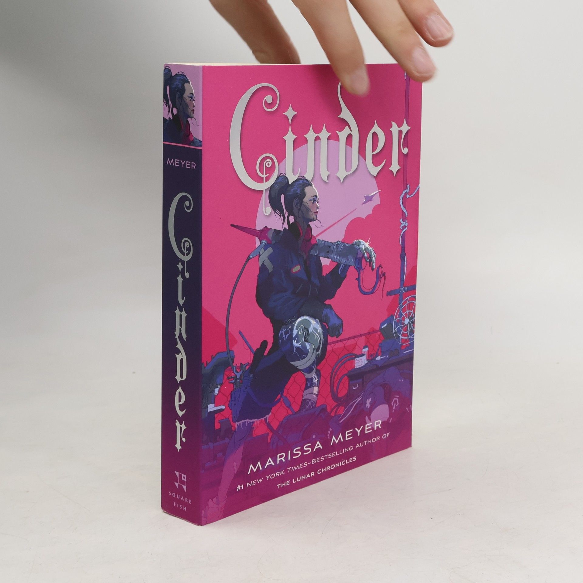 Marissa Meyer Cinder