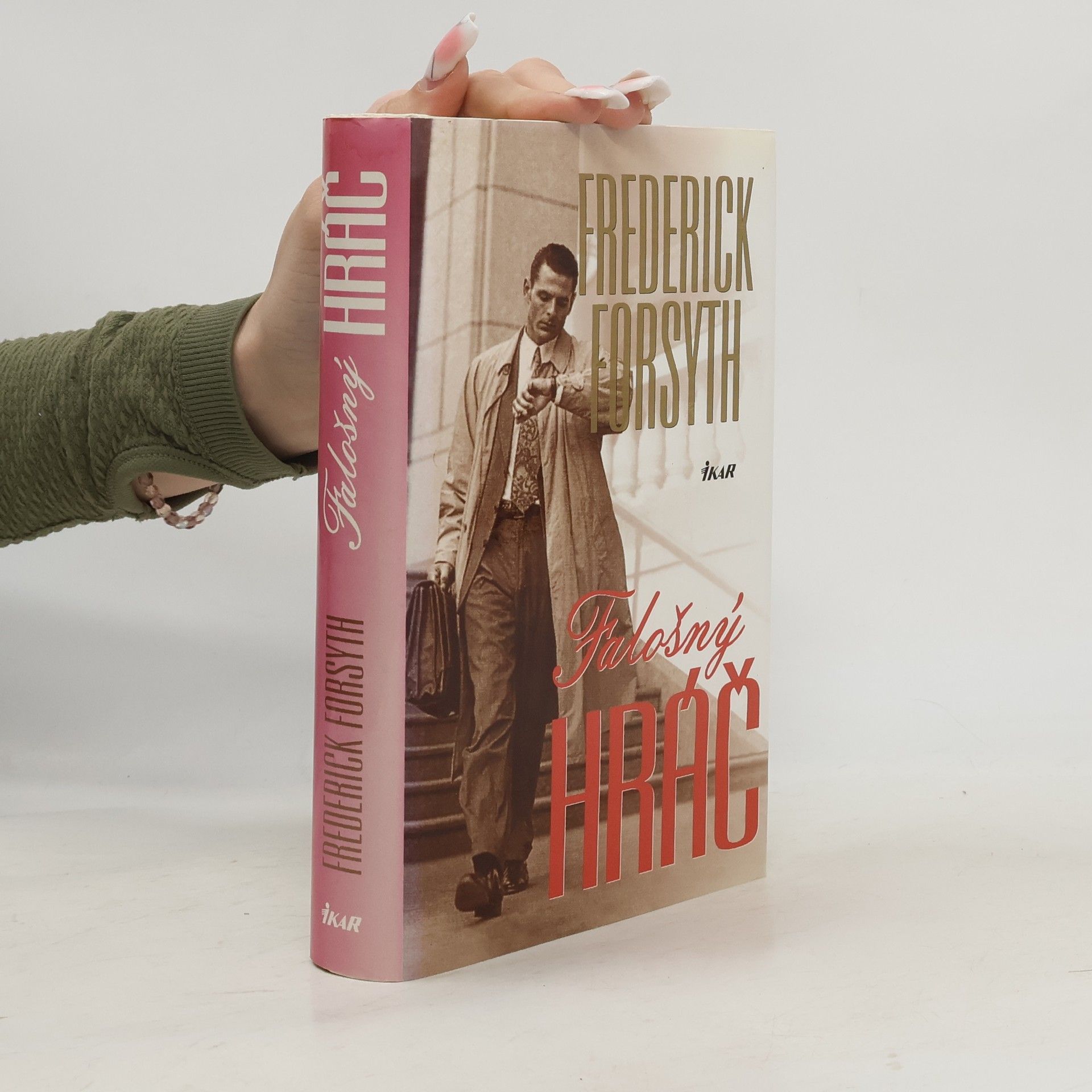 Frederick Forsyth Falošný hráč