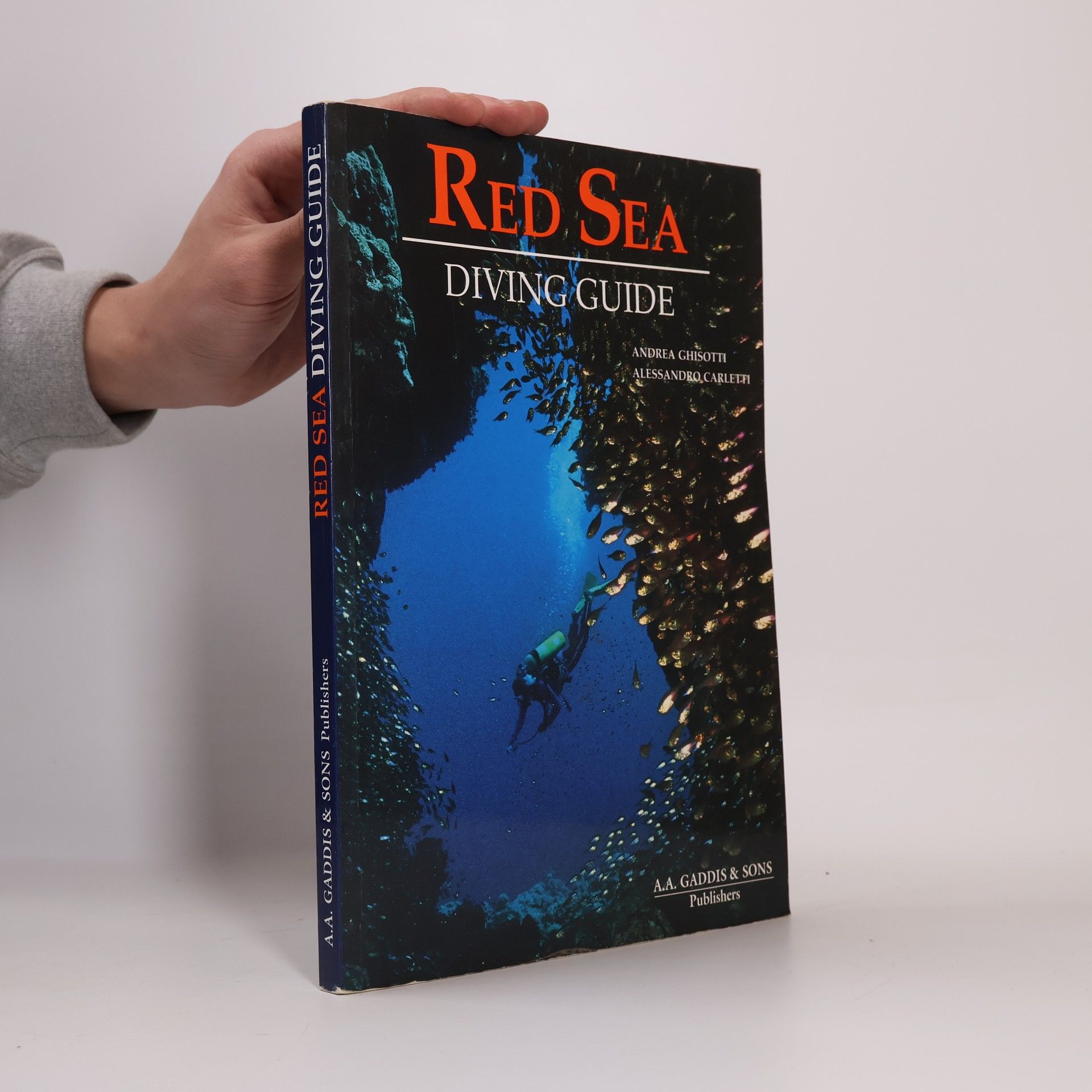 Andrea Ghisotti Red Sea. Diving Guide