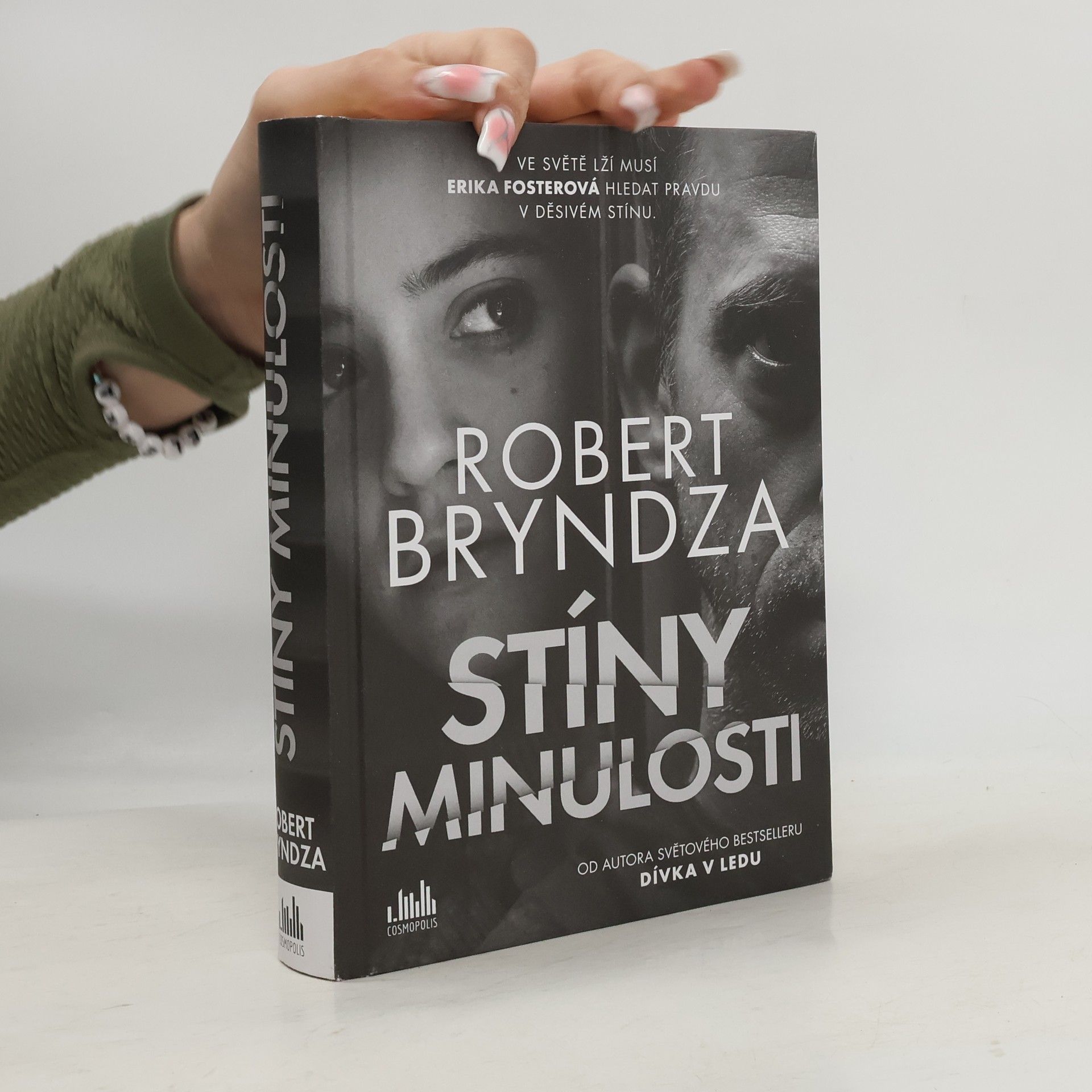 Robert Bryndza Stíny minulosti