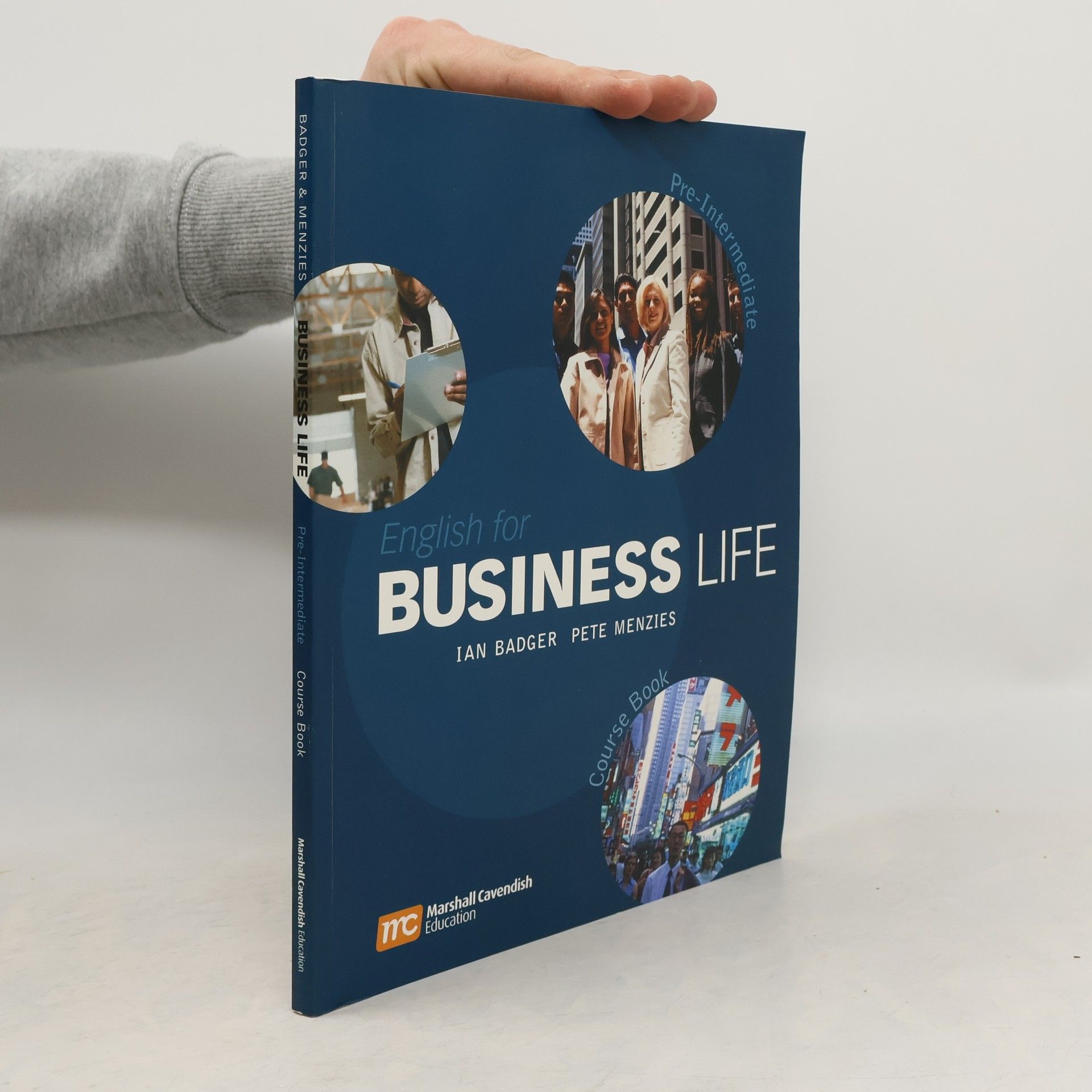 Ian Badger English for Business Life. Pre-Intermediate Course Book.