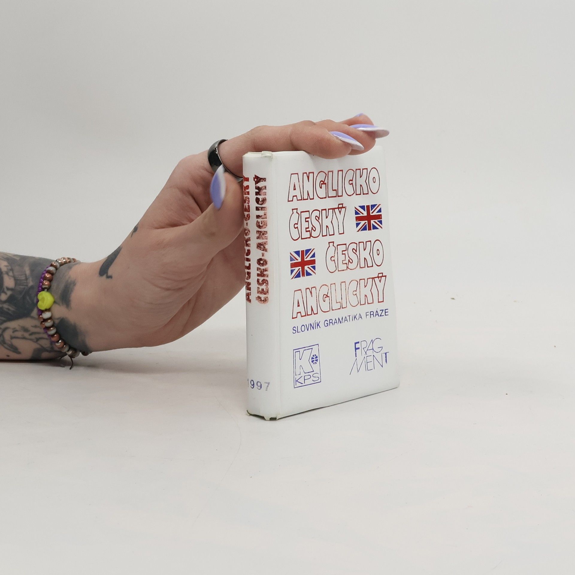 Kolektív autorov Anglicko-český, česko-anglický slovník gramatiky. Fráze