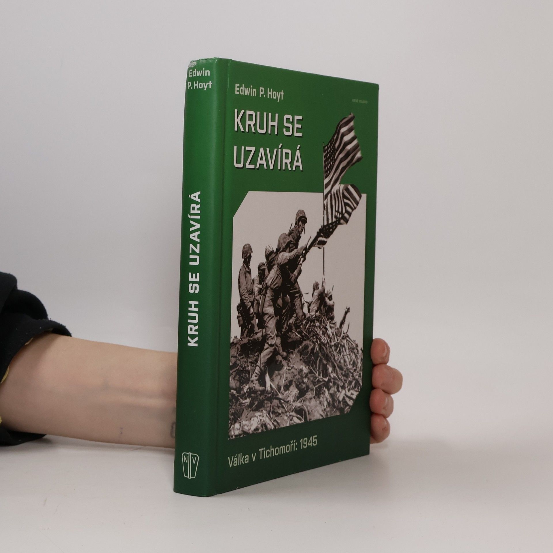 Kruh se uzavírá : válka v Tichomoří: 1945