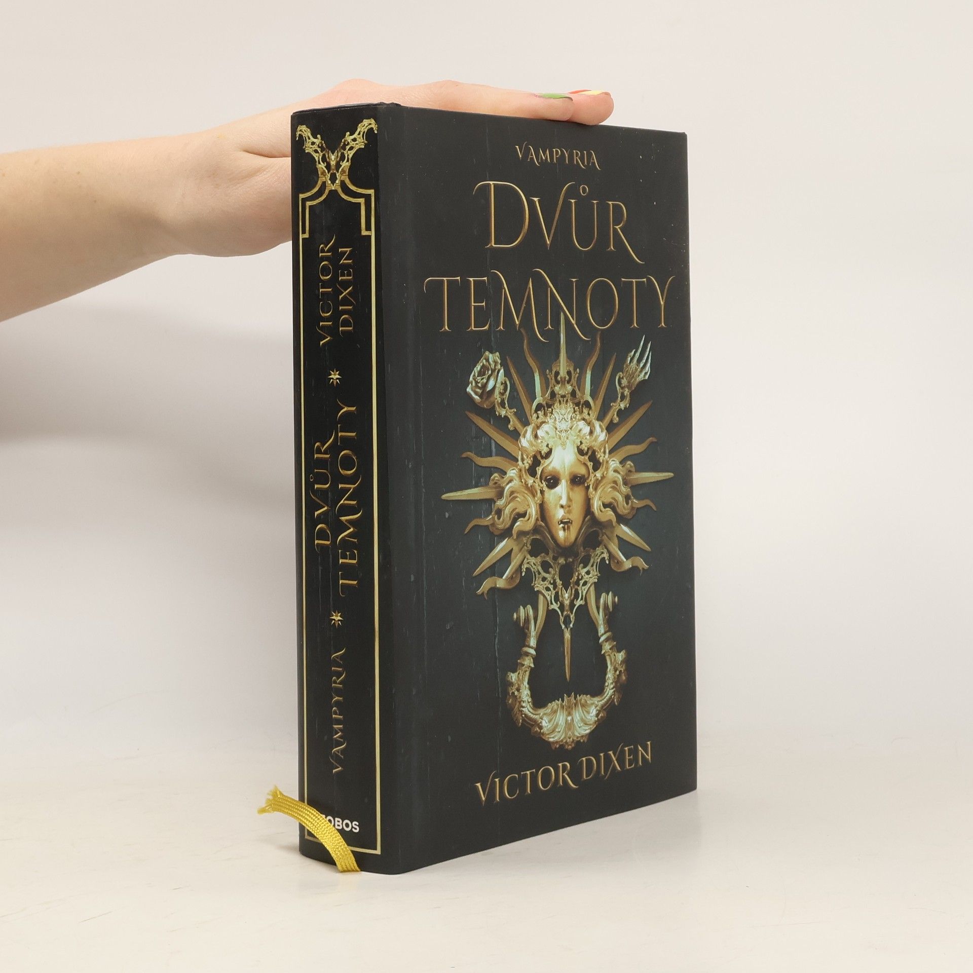 Victor Dixen Vampyria. Dvůr temnoty