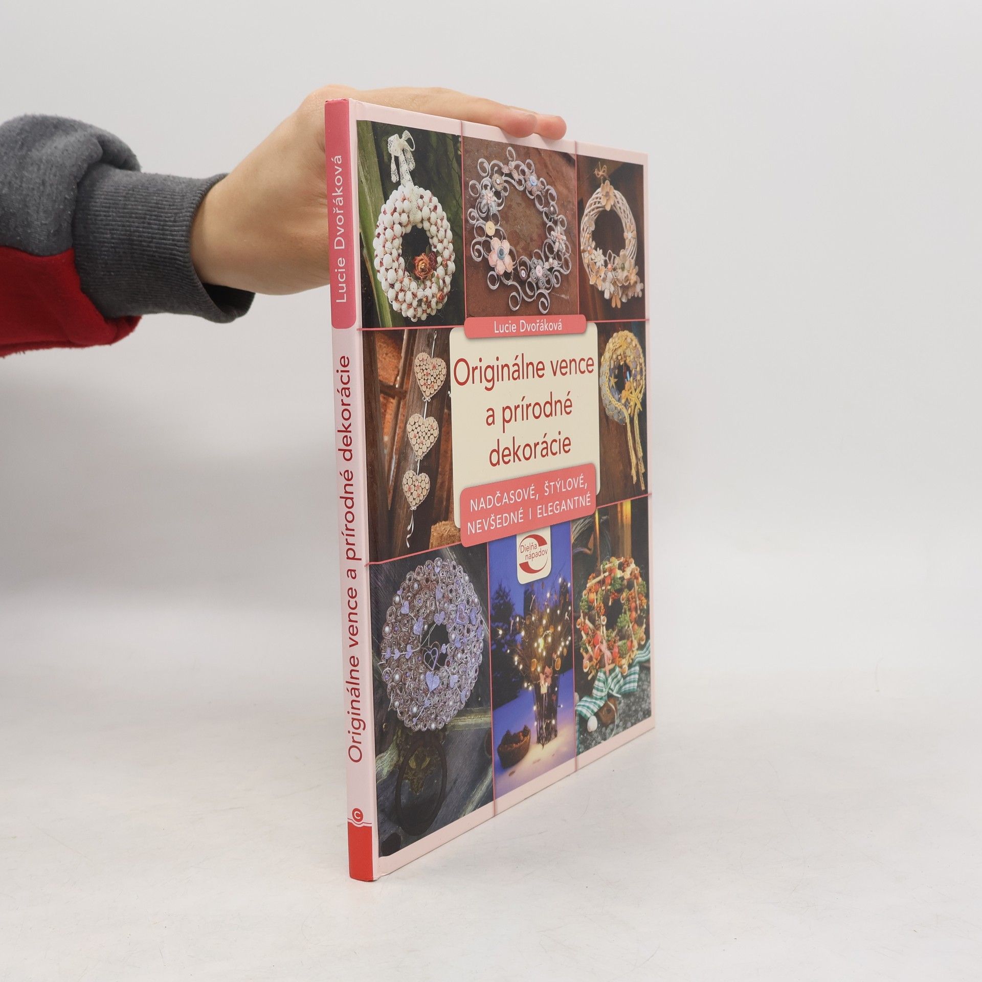 Originálne vence a prírodné dekorácie