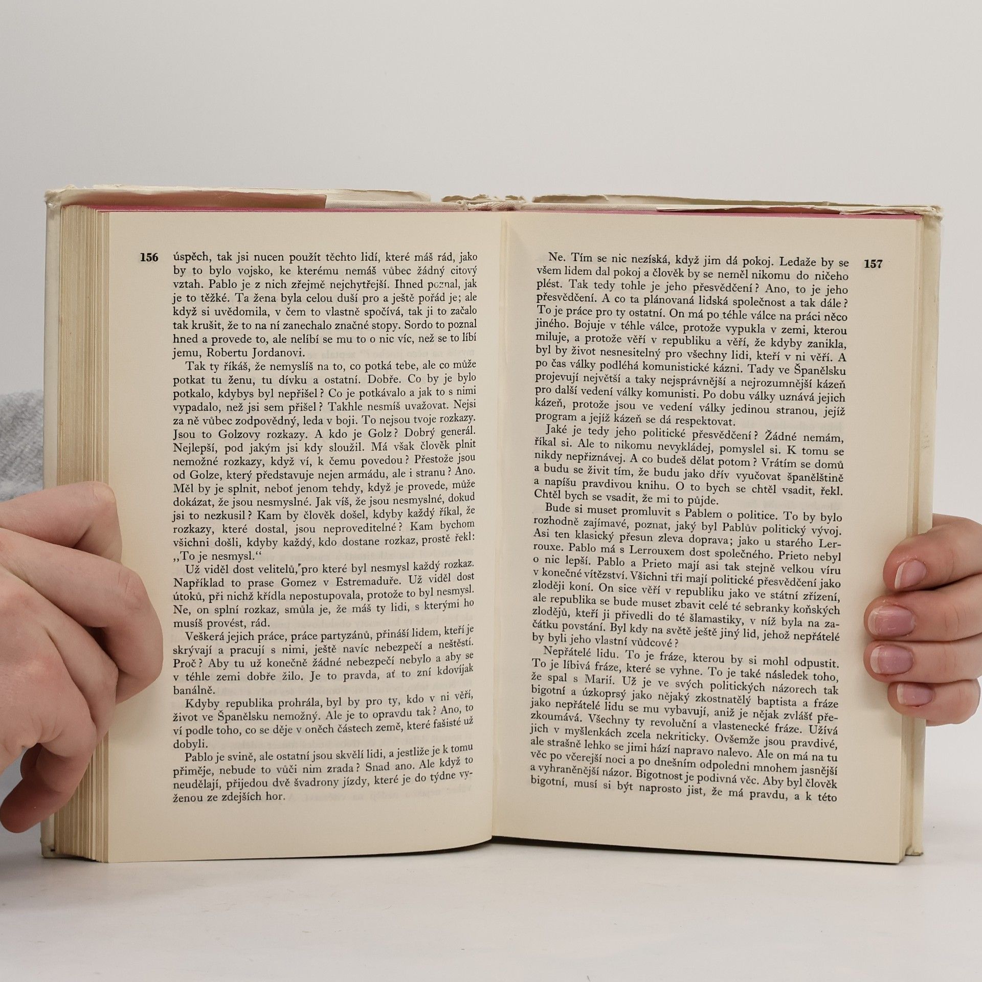 Ernest Hemingway Komu zvoní hrana