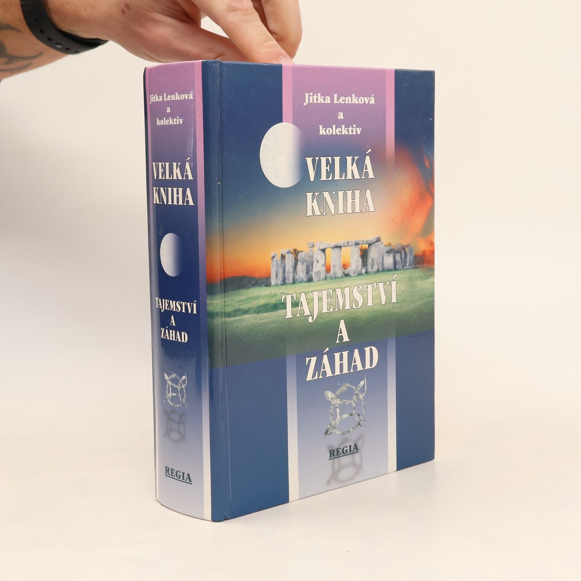 Jitka Lenková Velká kniha tajemství a záhad